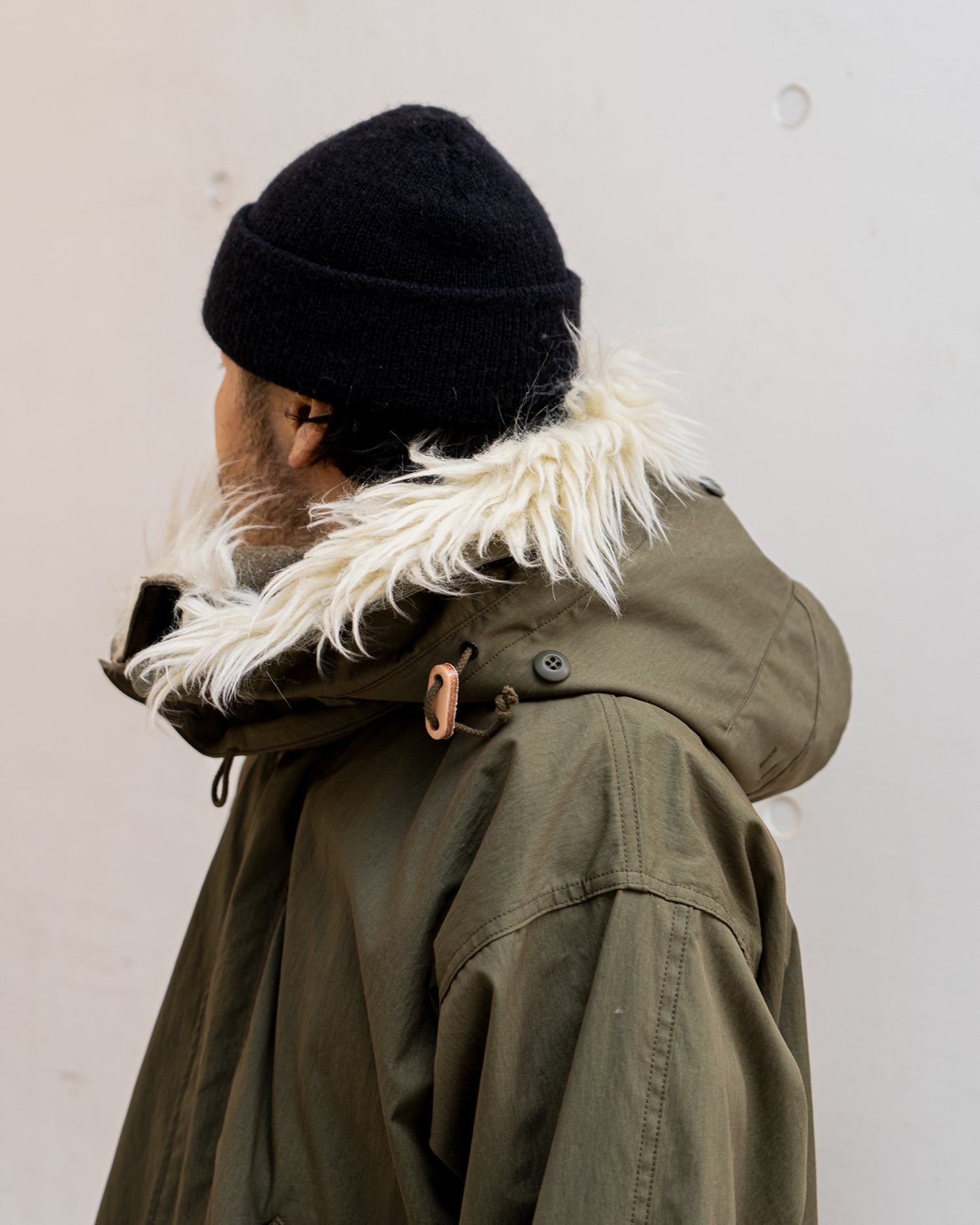 HOOD, WINTER, W/ SYNTHETIC FUR RUFF Gallery Image 1