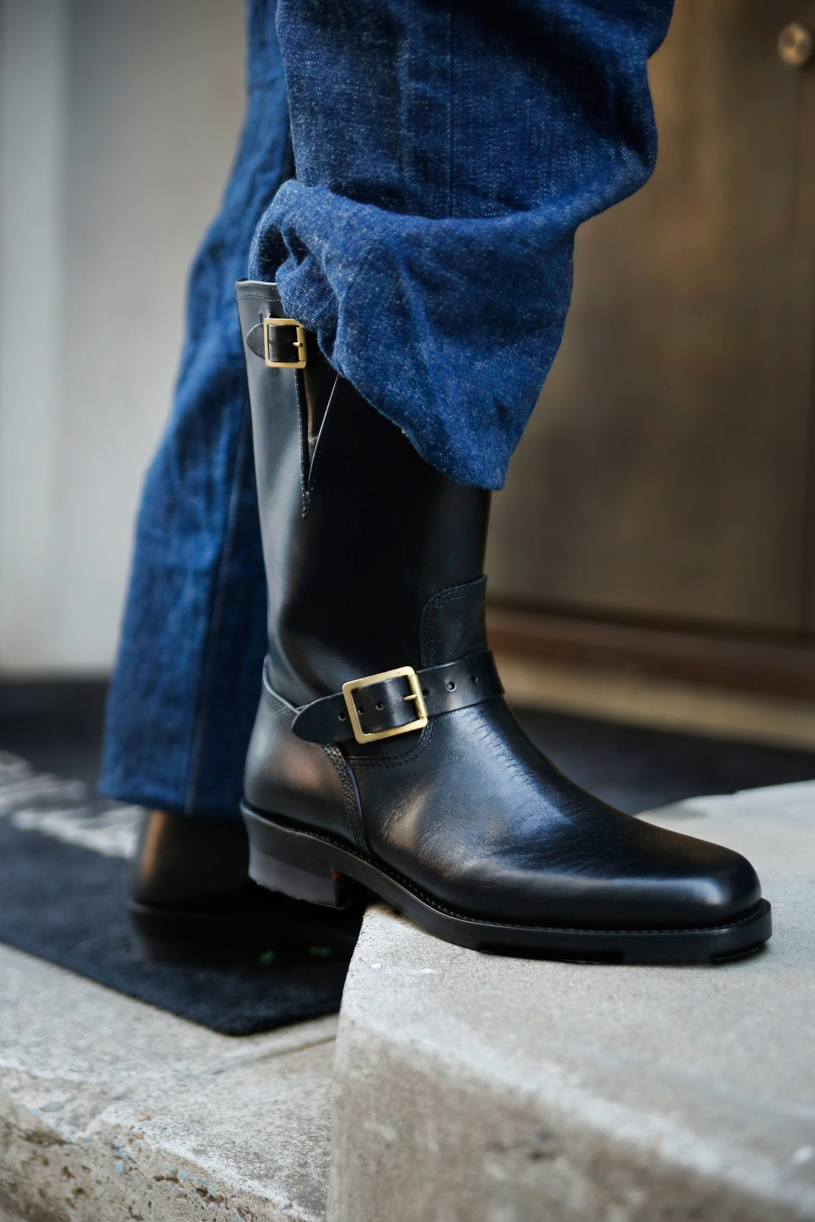 BUCO NARROW ENGINEER BOOTS / BUTTOCK Gallery Image 4