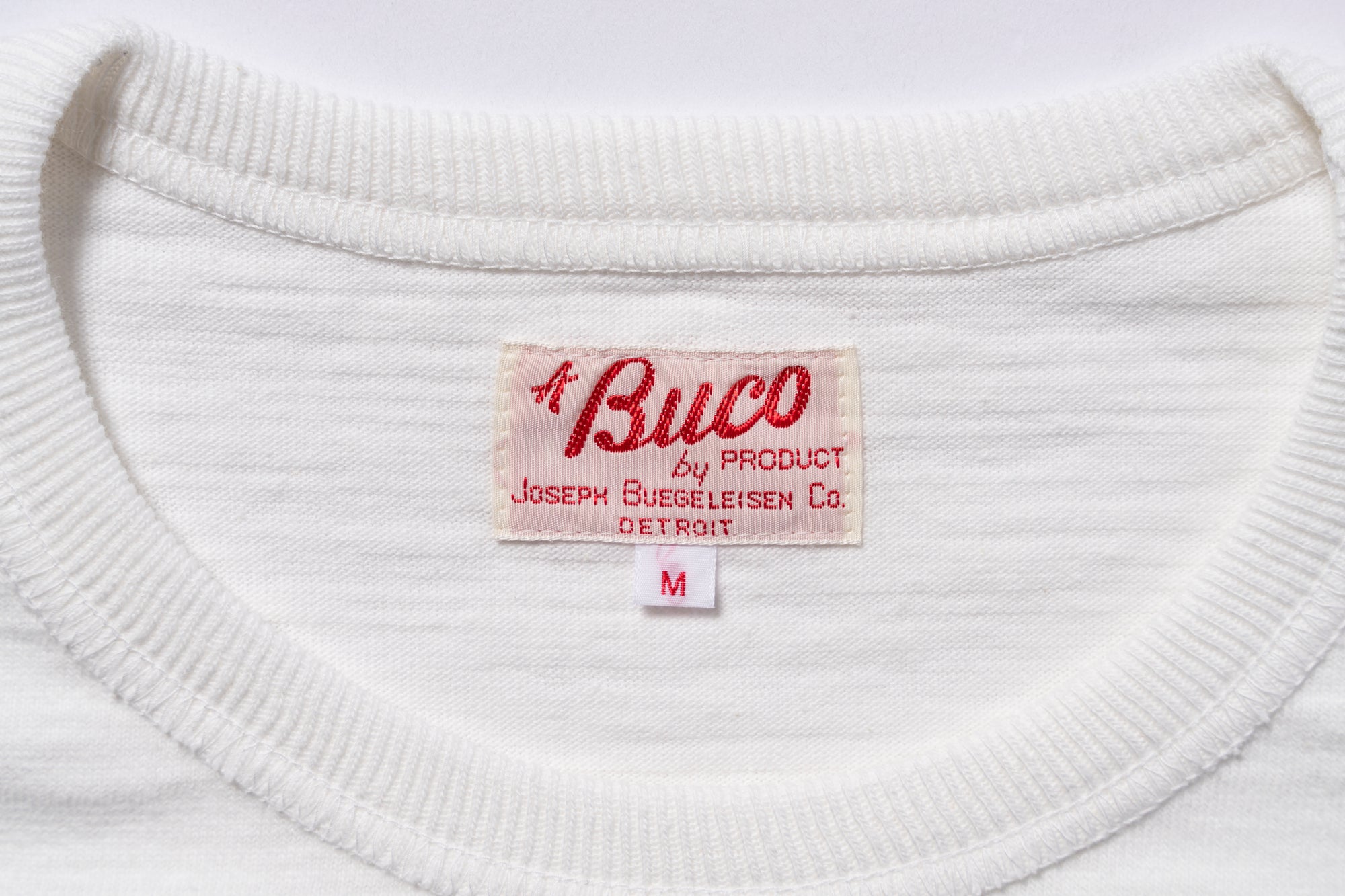 ATHLETIC T-SHIRT / TROPHY ROOM LOUNGE