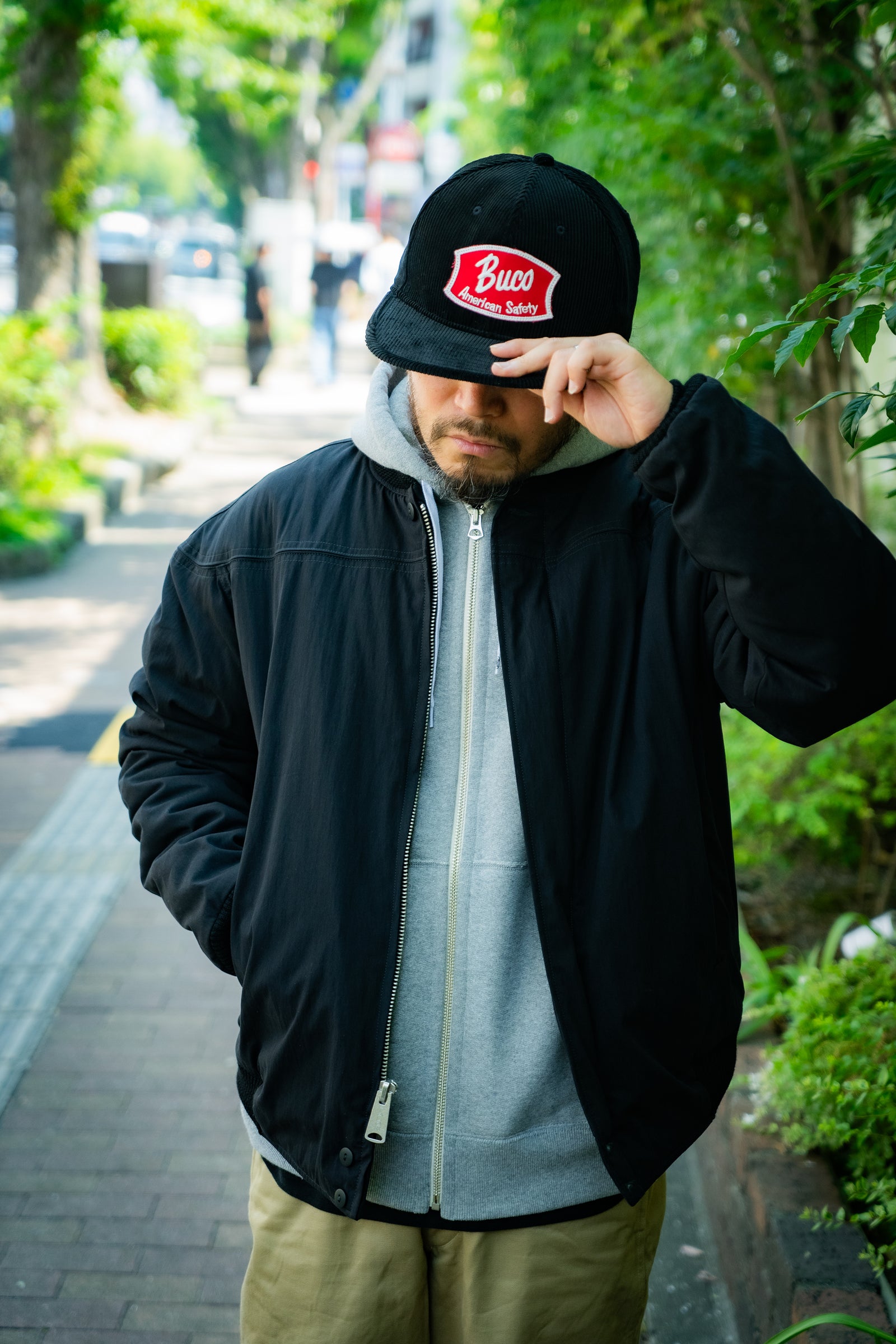 BUCO CAPE SHOULDER SPORTS JACKET Gallery Image