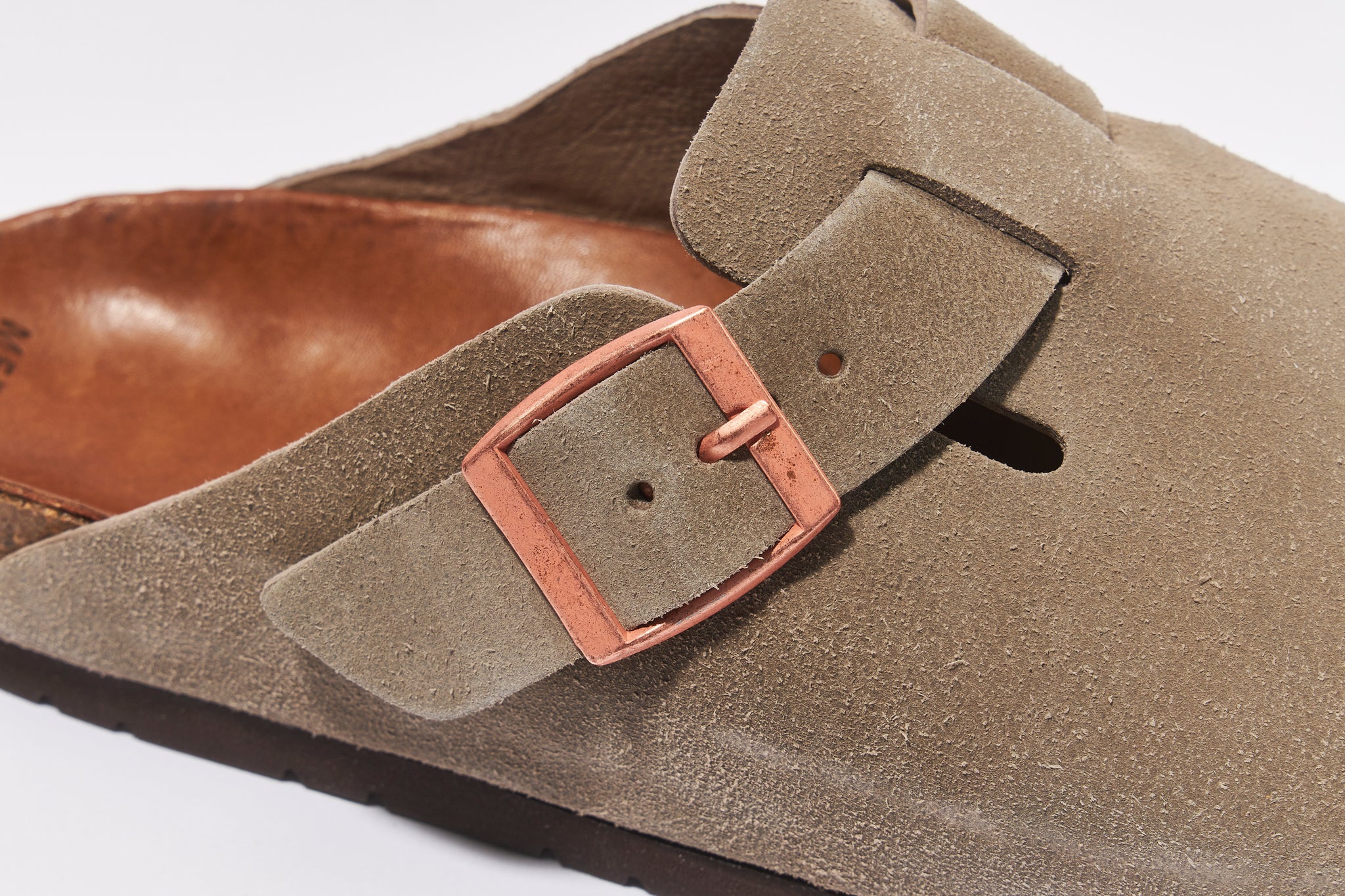 LEATHER FOOT-SUPPORT CLOGS