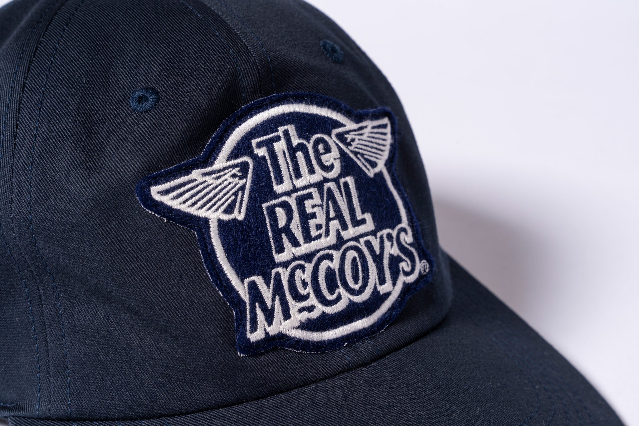 THE REAL McCOY’S LOGO BASEBALL CAP ‘WHITE LOGO’ - NAVY / F