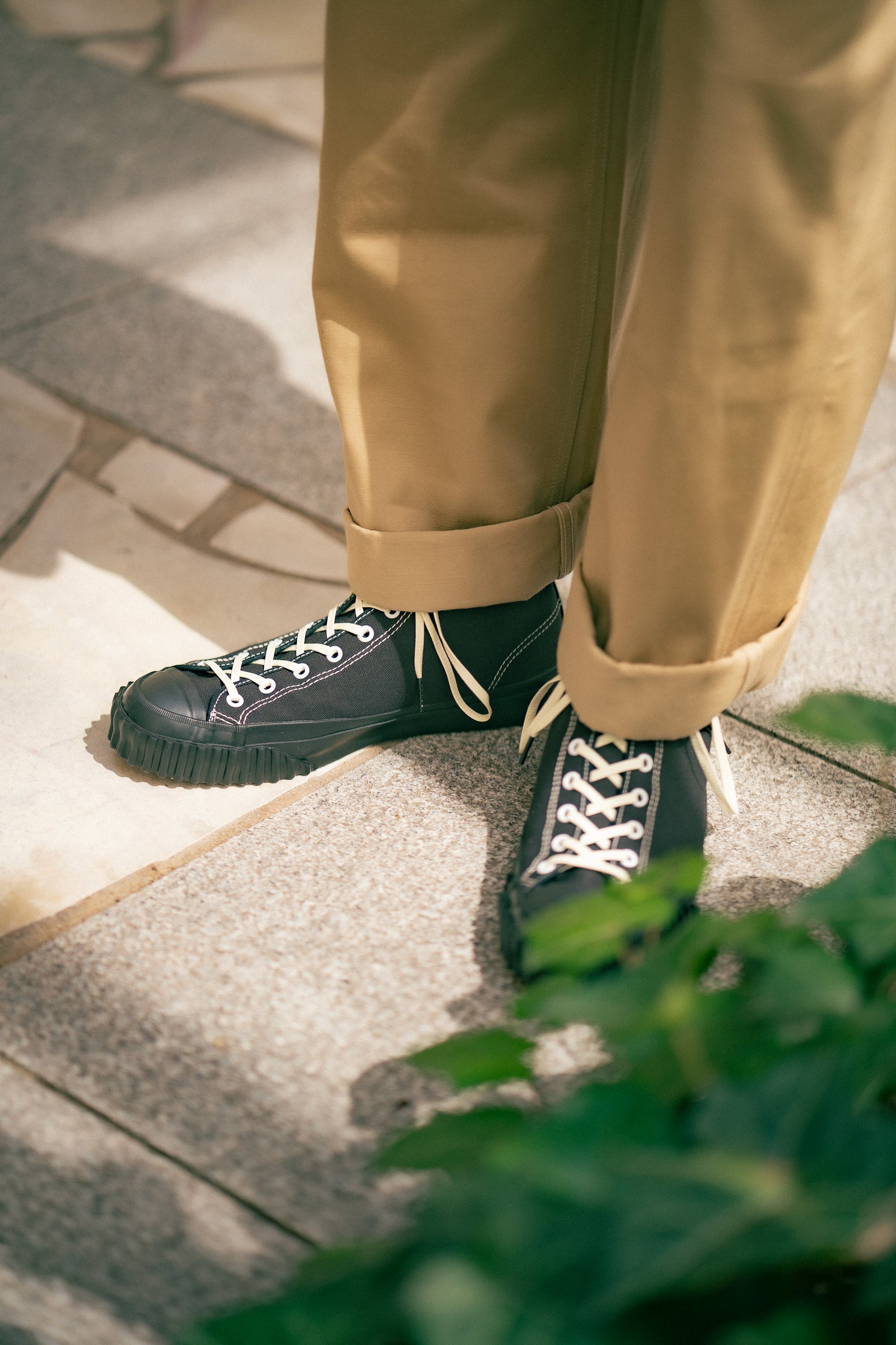 MILITARY CANVAS TRAINING SHOES Gallery Image 4