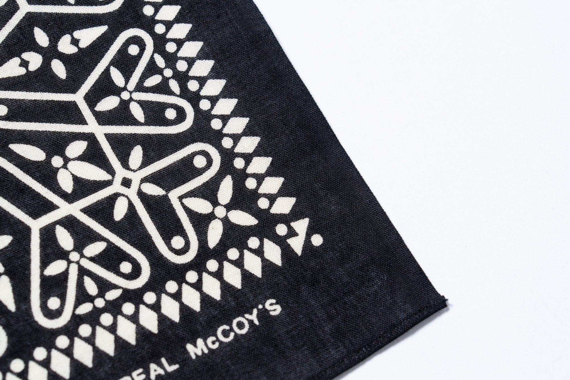 BANDANNA 'CROSS’