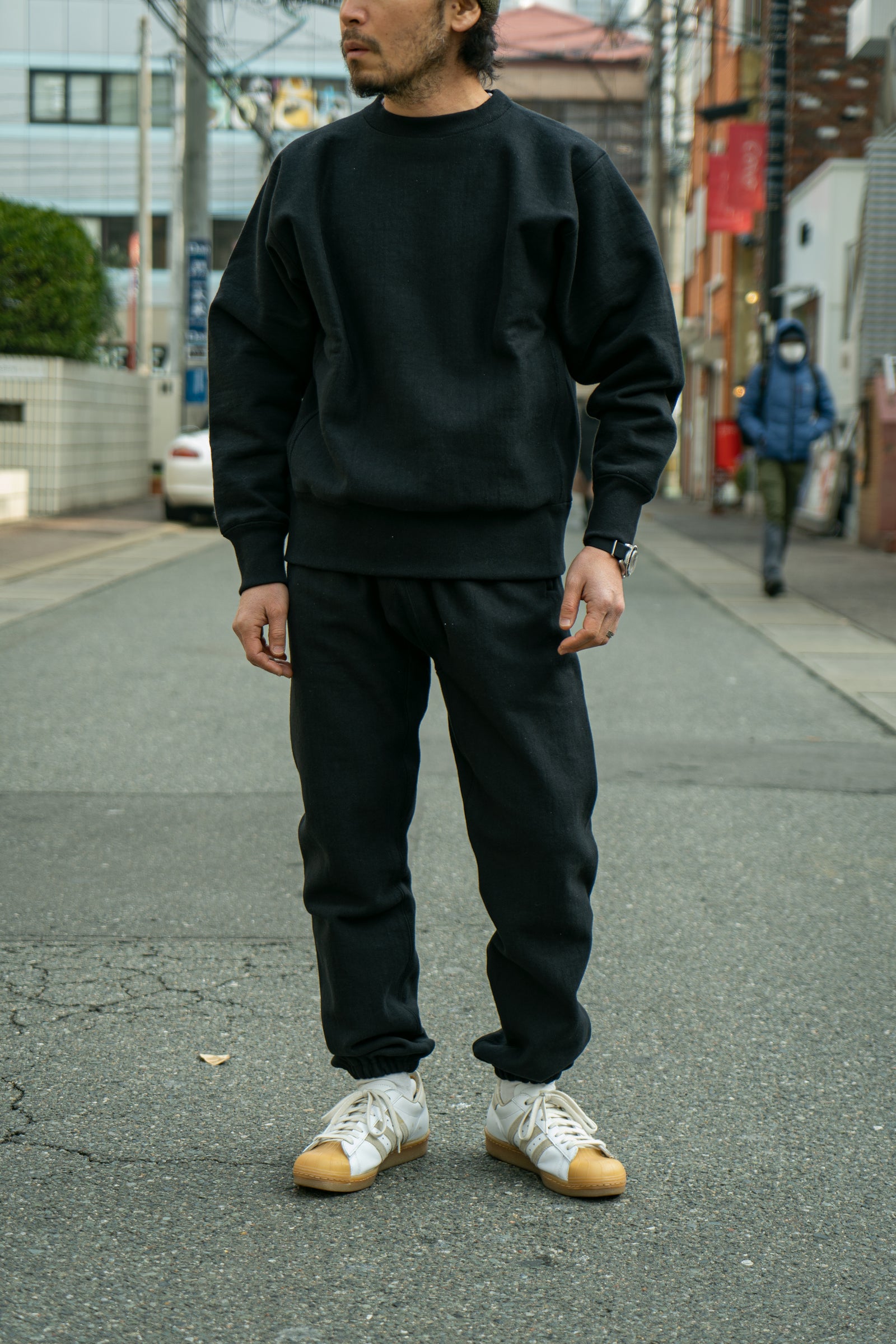 HEAVYWEIGHT CREWNECK SWEATSHIRT Gallery Image 6