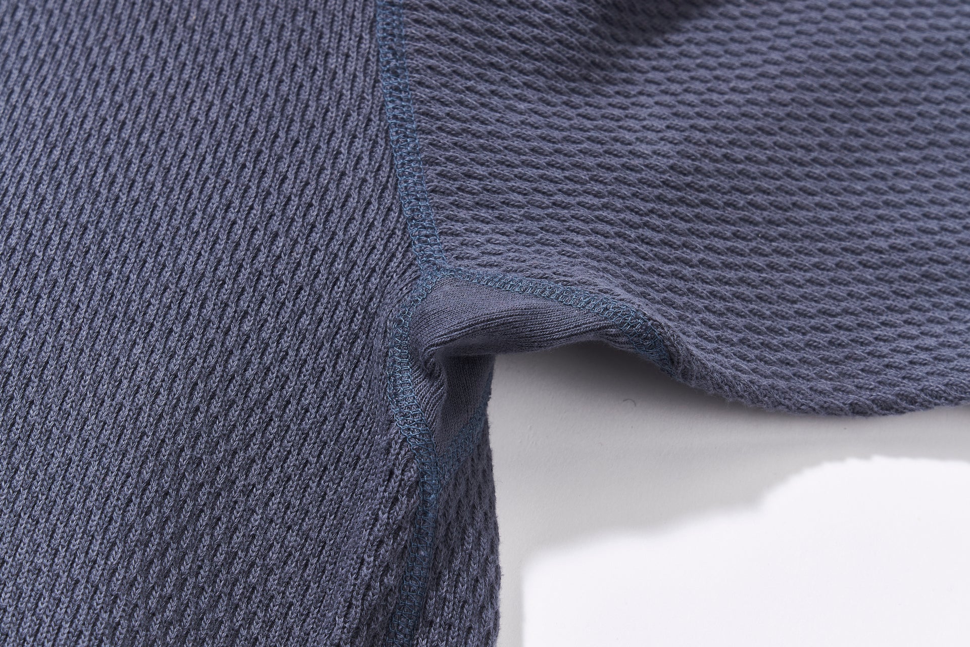 Honeycomb Paint Knit Short Sleeve Shirt