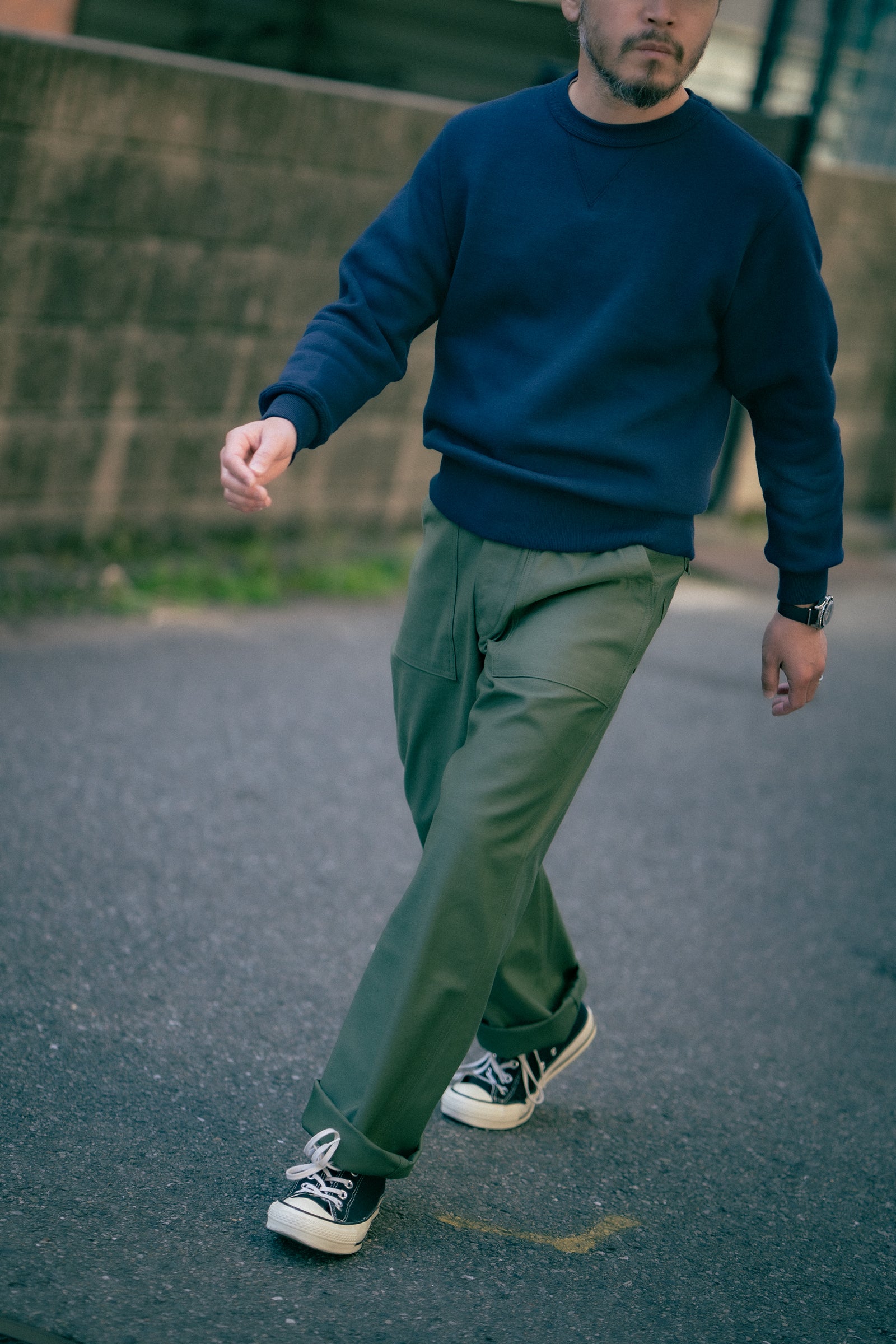 10 OZ. LOOPWHEEL CREWNECK SWEATSHIRT Gallery Image 4