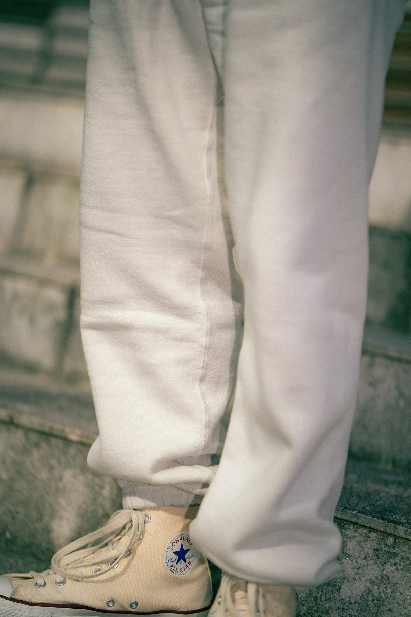 10 OZ. LOOPWHEEL SWEAT PANTS Gallery Image 3