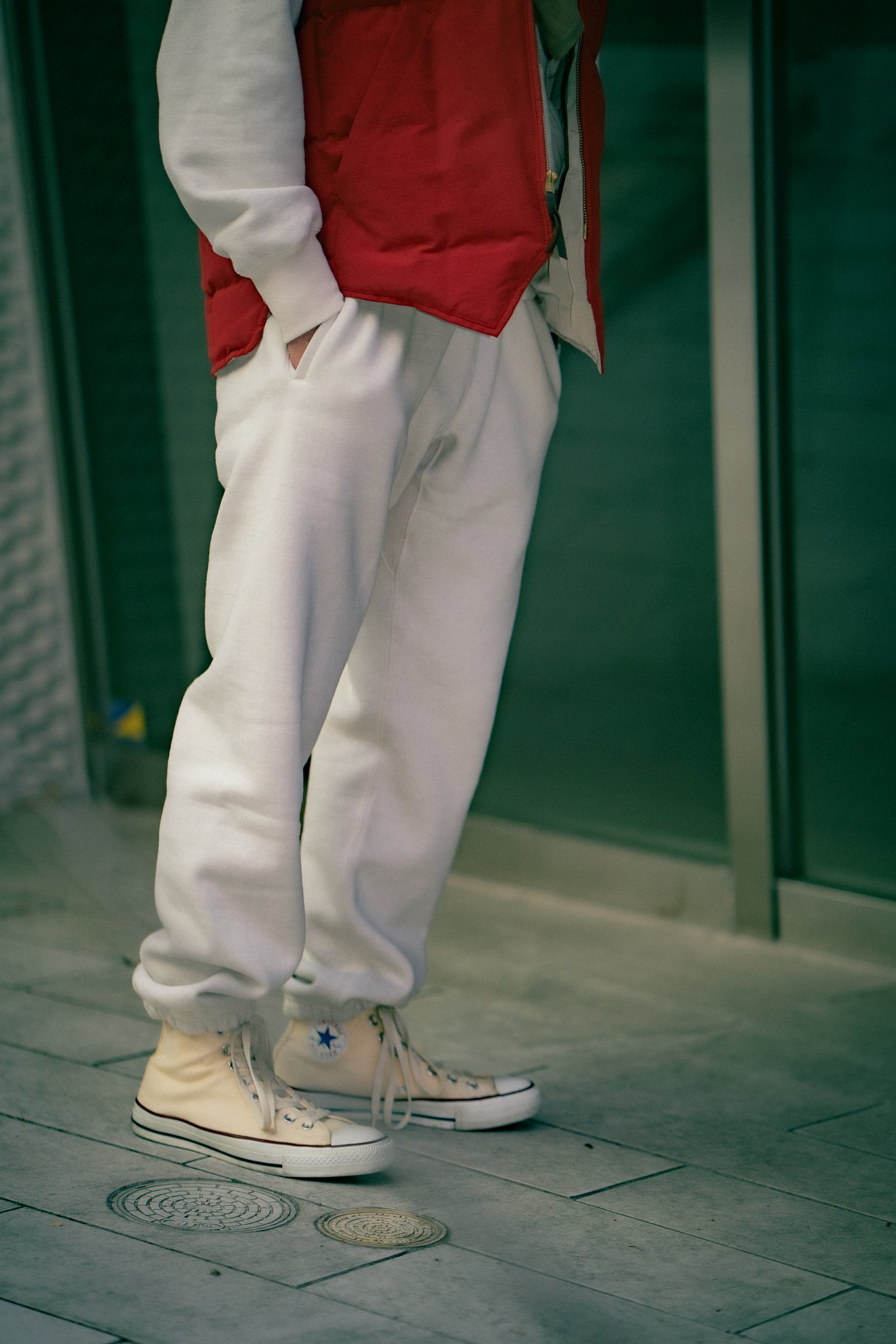 10 OZ. LOOPWHEEL SWEAT PANTS Gallery Image 4