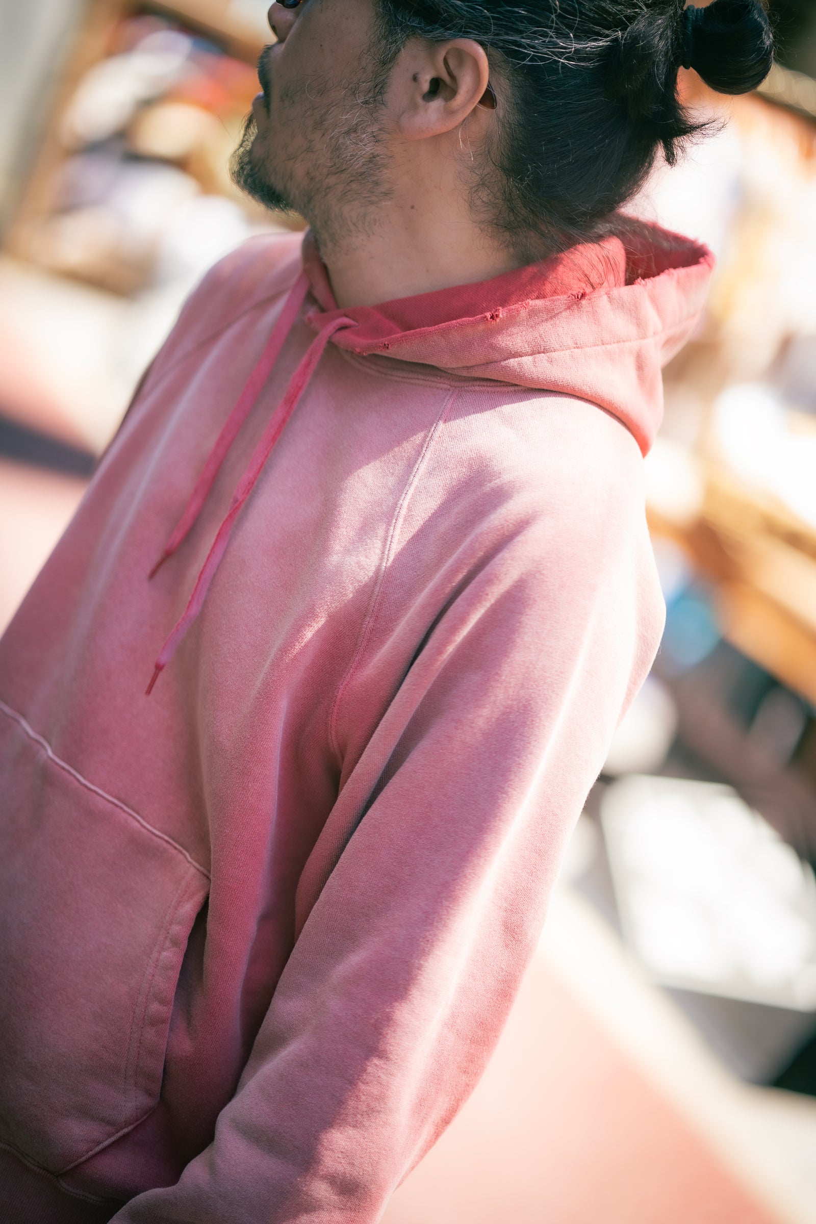 9 OZ. LOOPWHEEL RAGLAN HOODED SWEATSHIRT / FADED Gallery Image 3