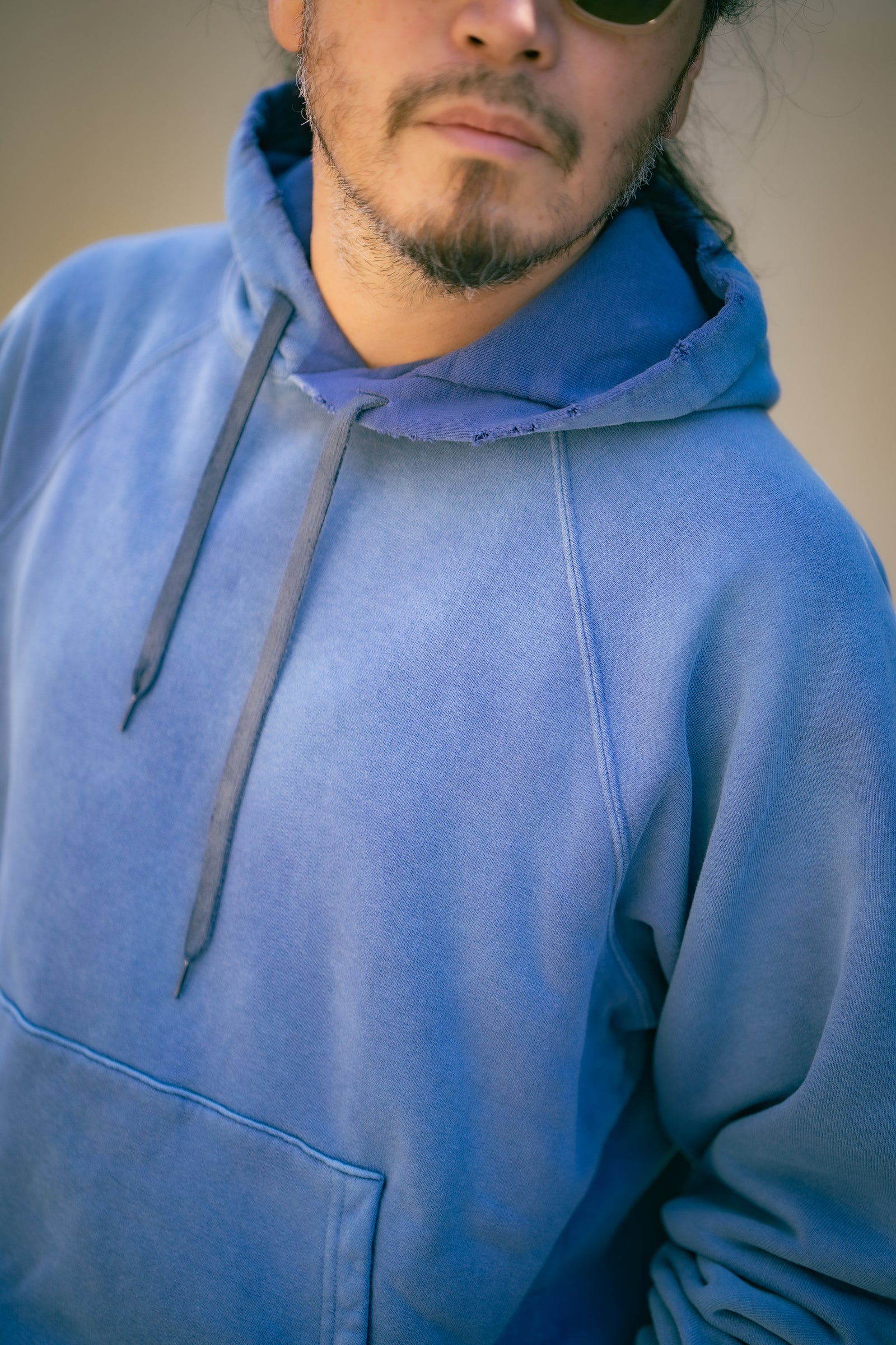 9 OZ. LOOPWHEEL RAGLAN HOODED SWEATSHIRT / FADED Gallery Image 7