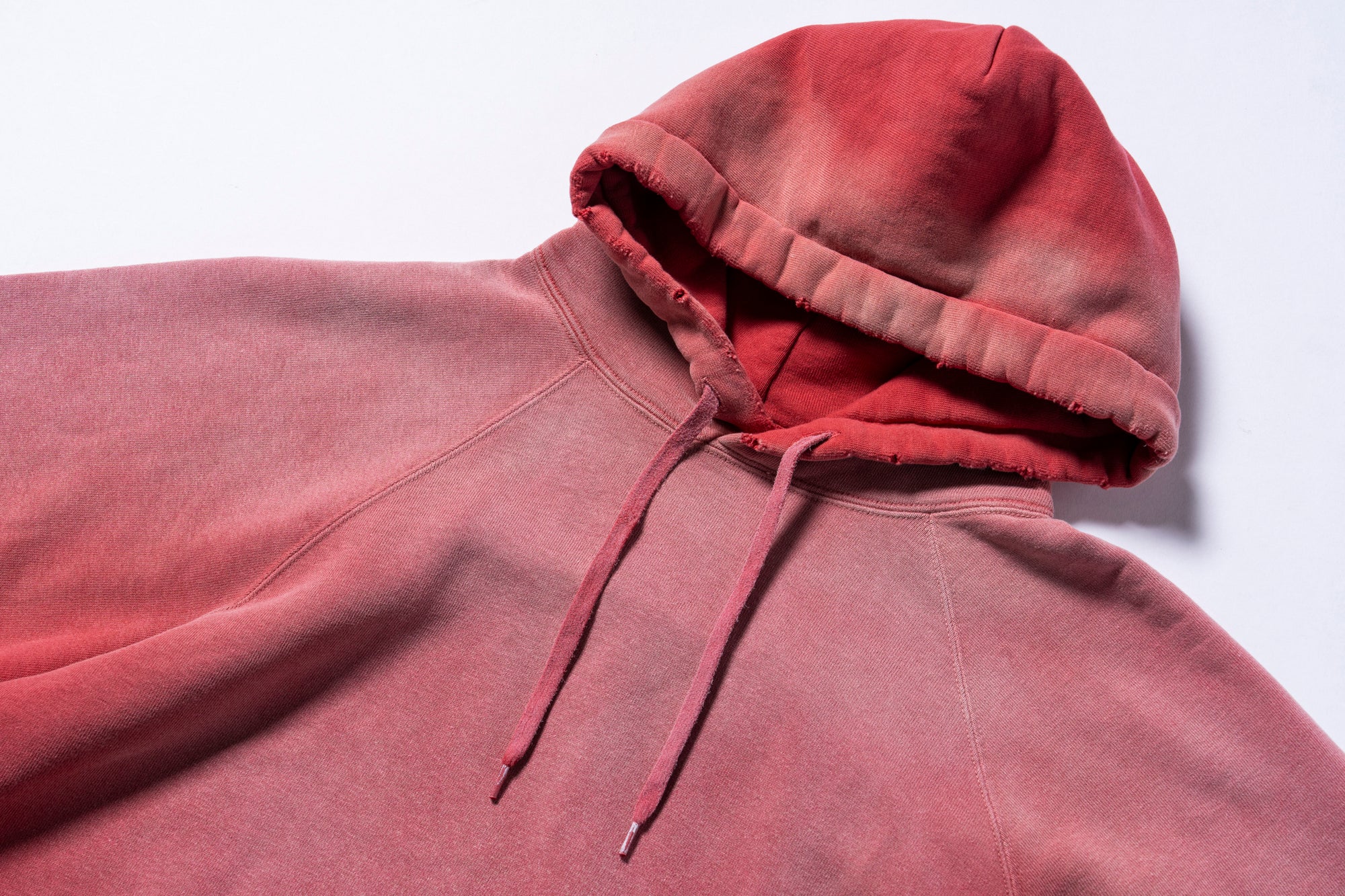 9 OZ. LOOPWHEEL RAGLAN HOODED SWEATSHIRT / FADED