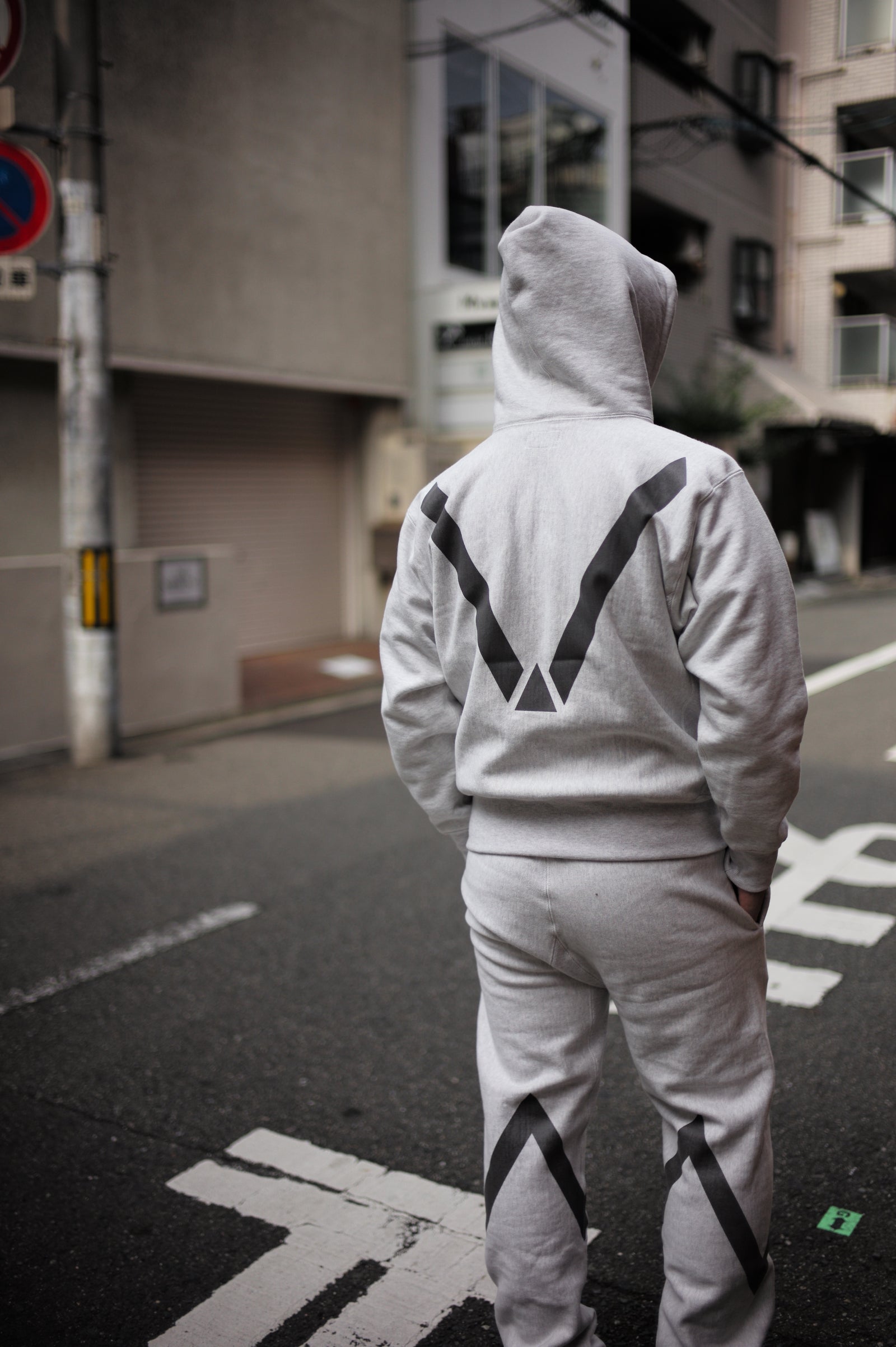 HEAVYWEIGHT HOODED / USAFA REFLECTOR Gallery Image