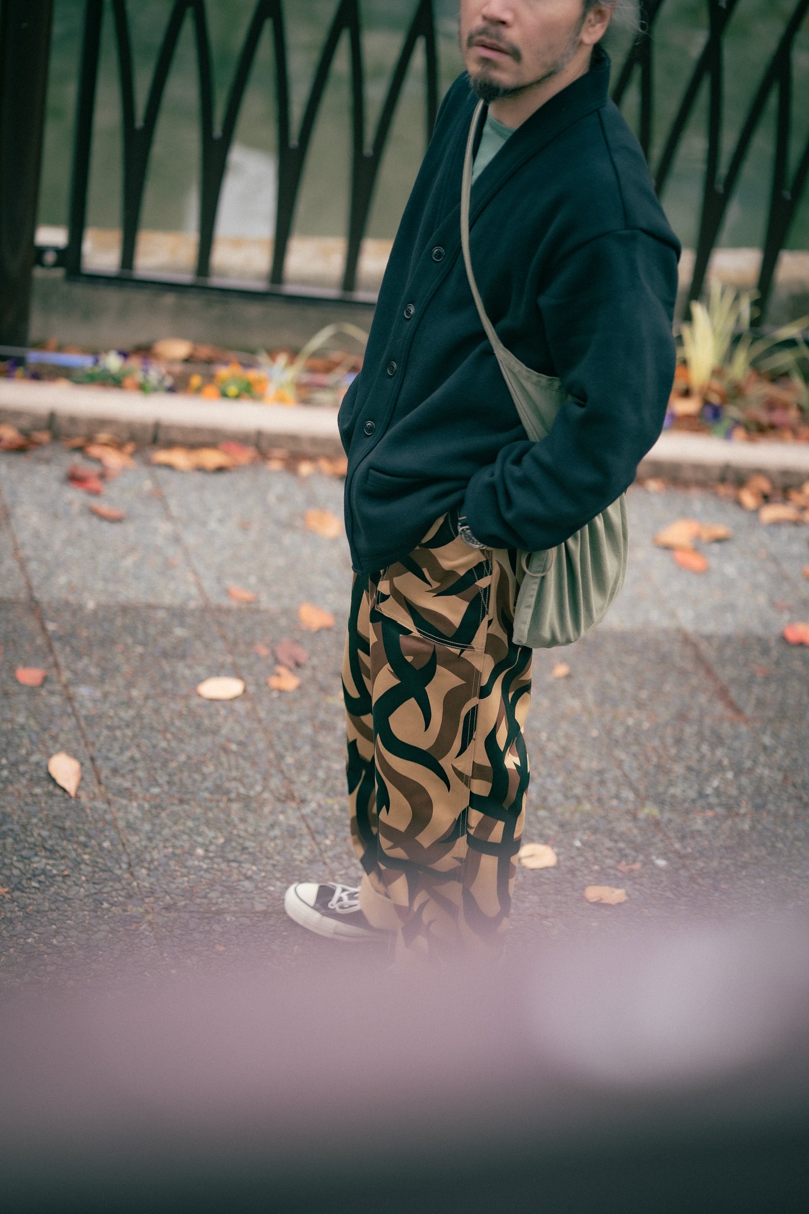 10 OZ. LOOPWHEEL SWEATSHIRT CARDIGAN Gallery Image 4