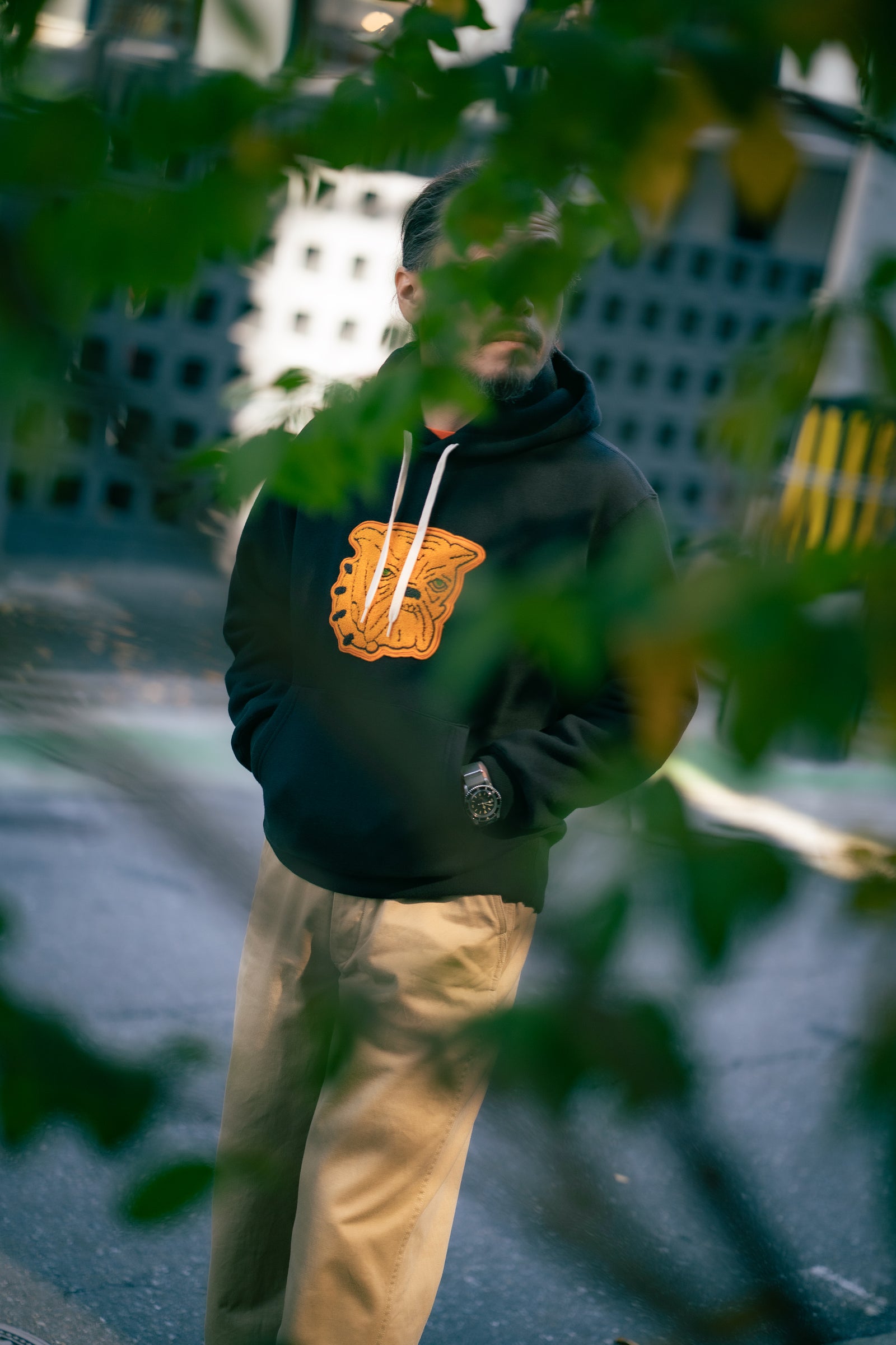 LOOPWHEEL HOODED SWEATSHIRT / BULLDOGS Gallery Image 3