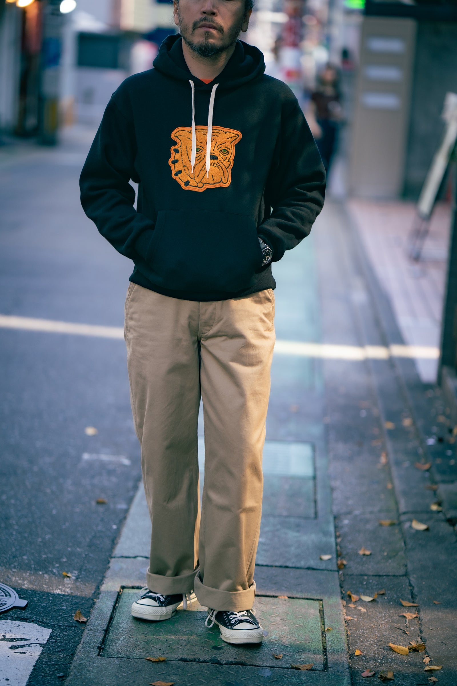 LOOPWHEEL HOODED SWEATSHIRT / BULLDOGS Gallery Image 2
