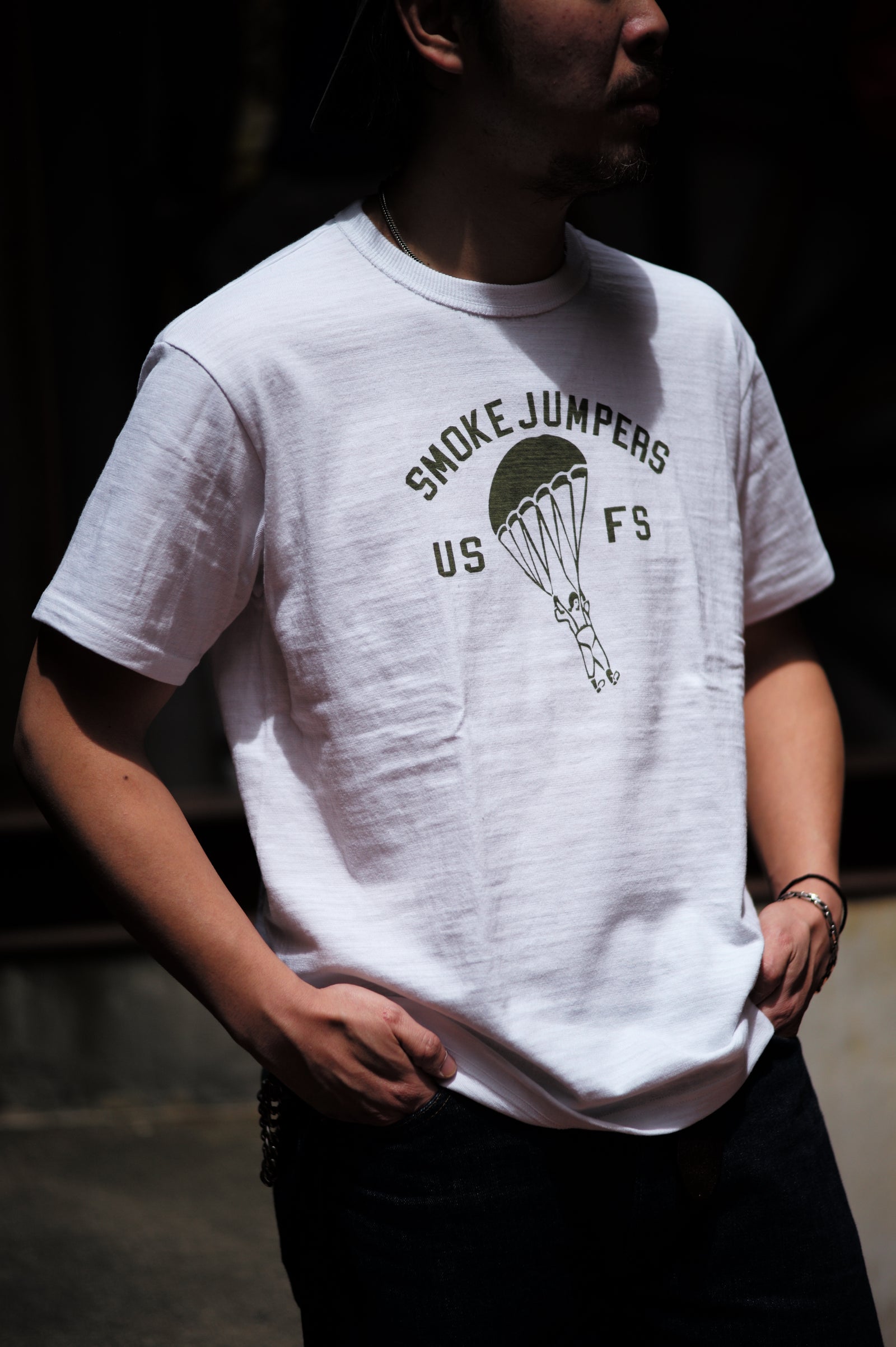 ATHLETIC T-SHIRT / SMOKE JUMPERS Gallery Image 2