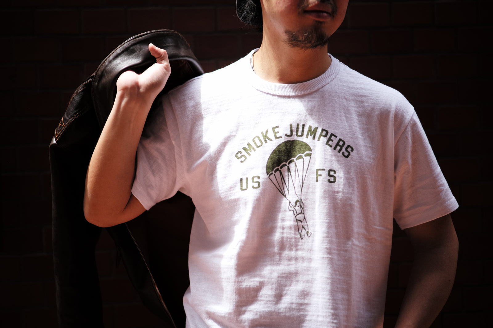 ATHLETIC T-SHIRT / SMOKE JUMPERS Gallery Image 1