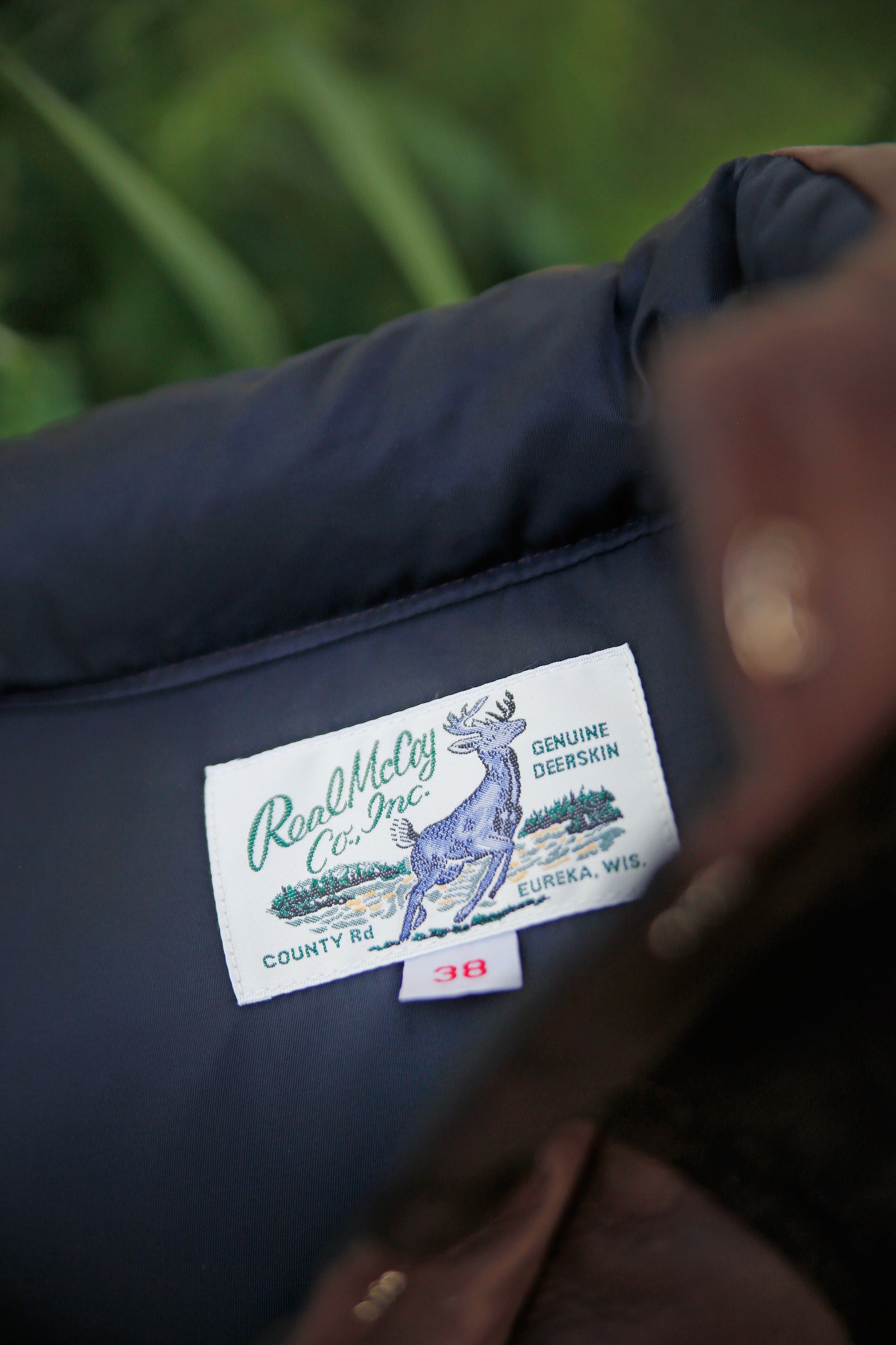 DEERSKIN DOWN VEST Gallery Image 4