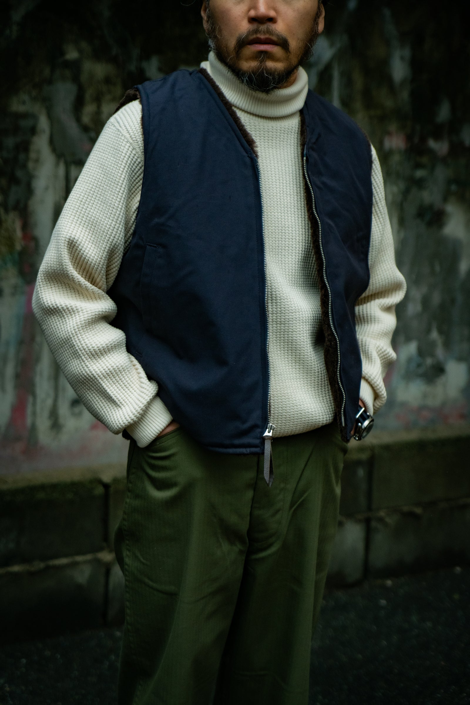 USN ALPACA VEST Gallery Image 2