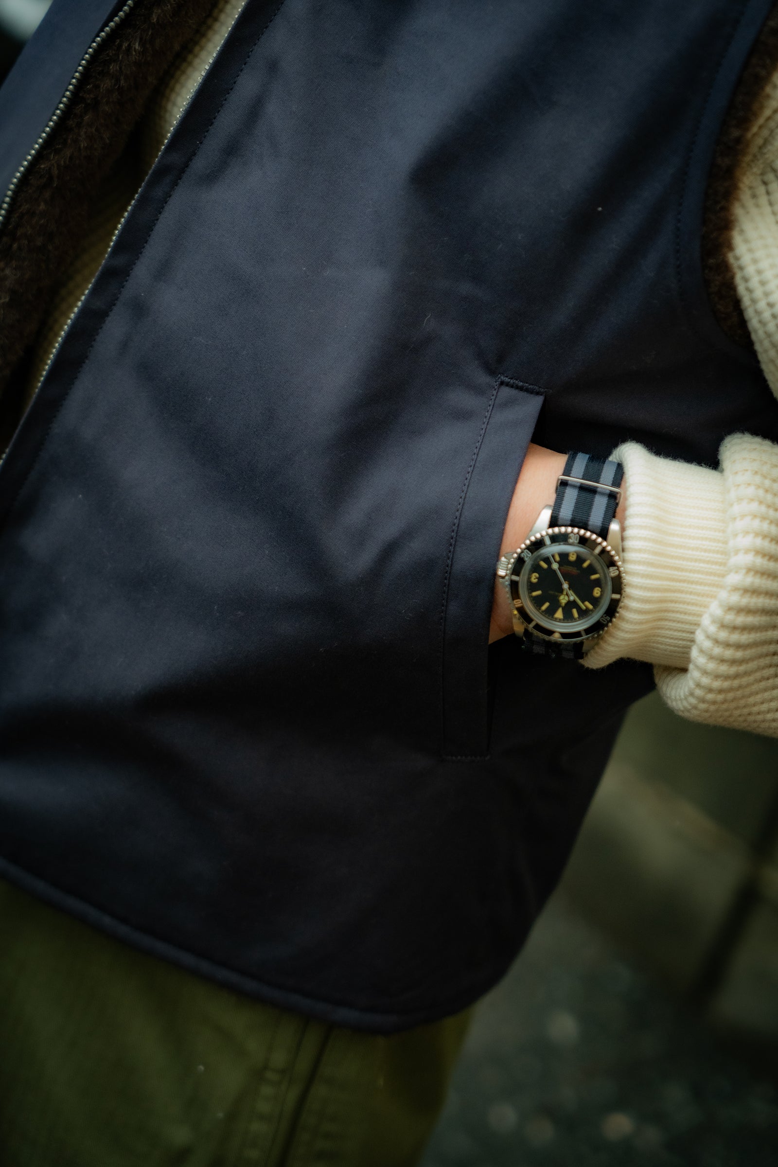 USN ALPACA VEST Gallery Image 4