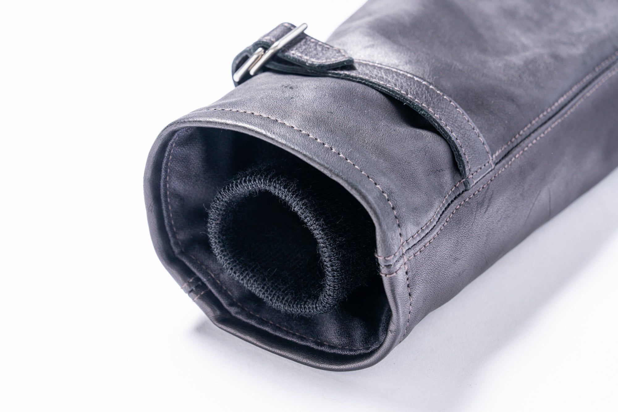 AKLAK GRIZZLY JACKET / BLACK,BROWN