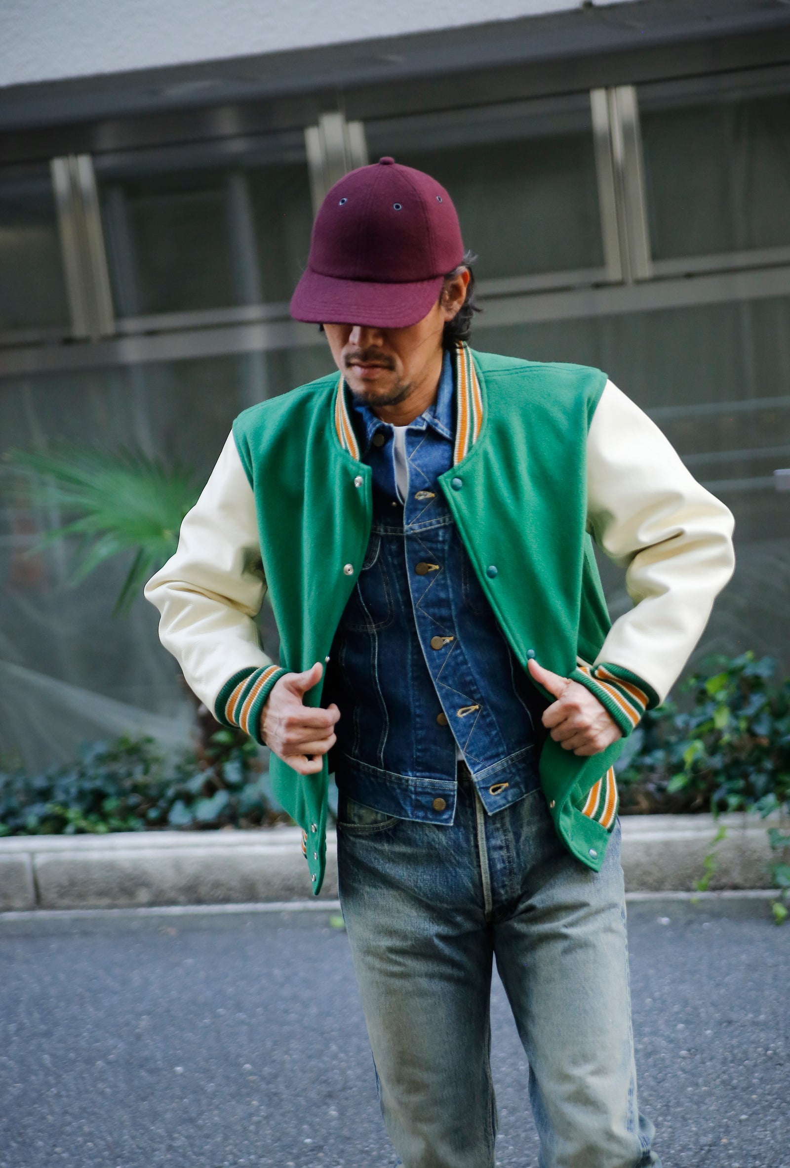 WOOL VARSITY JACKET Gallery Image 3