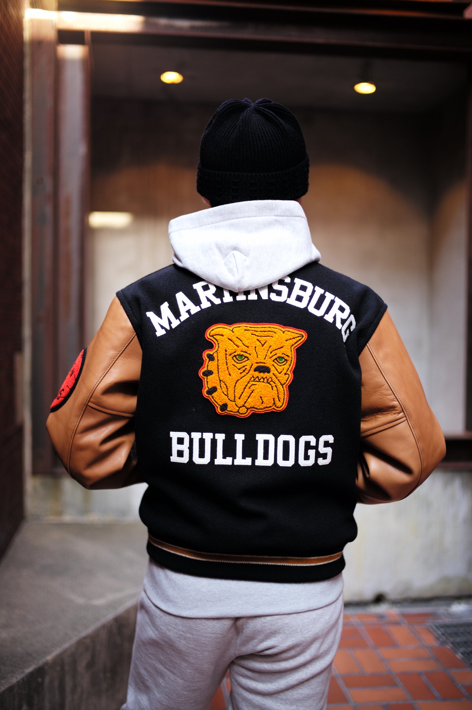 WOOL VARSITY JACKET / BULLDOGS Gallery Image