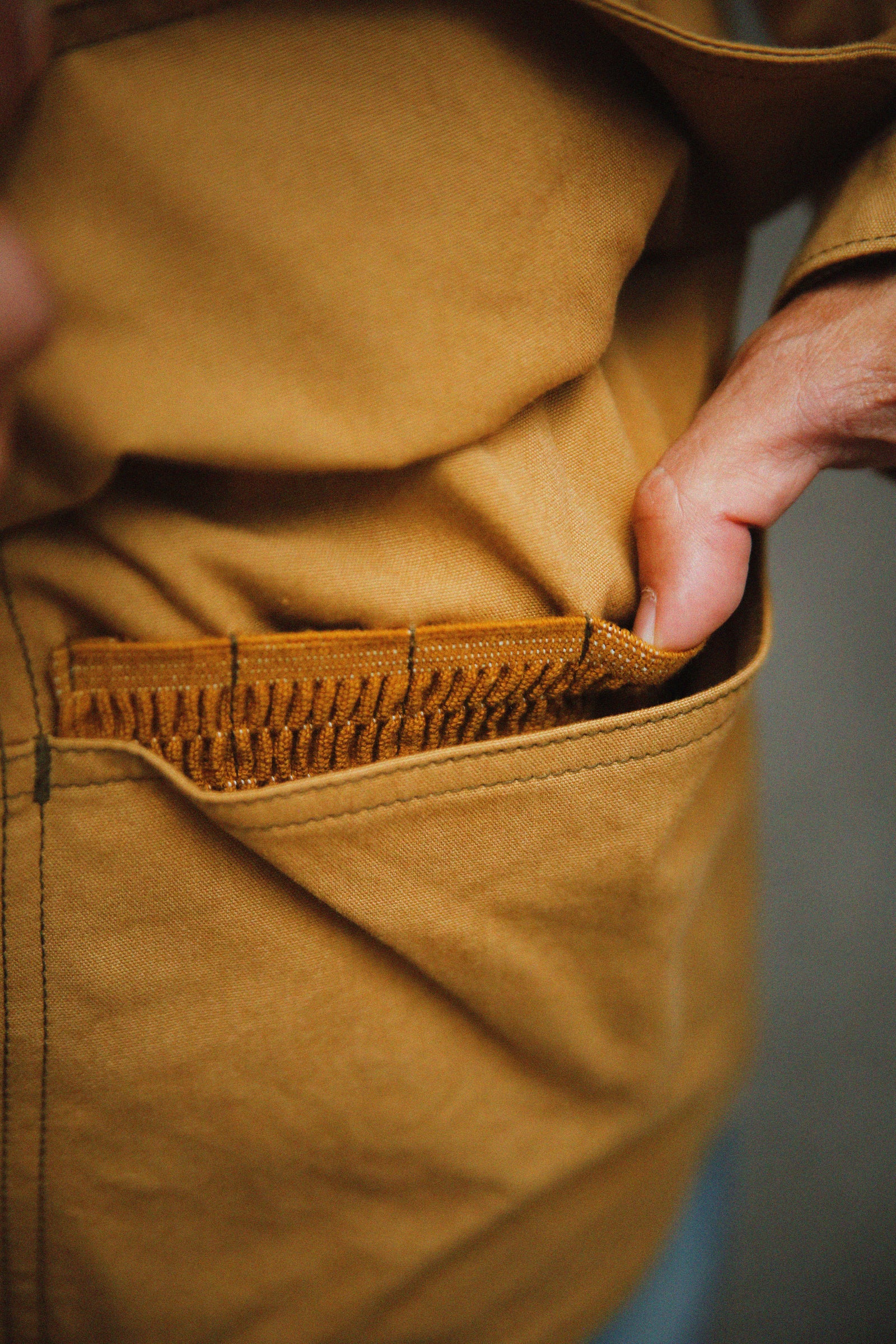 COTTON CANVAS BARN COAT Gallery Image 8