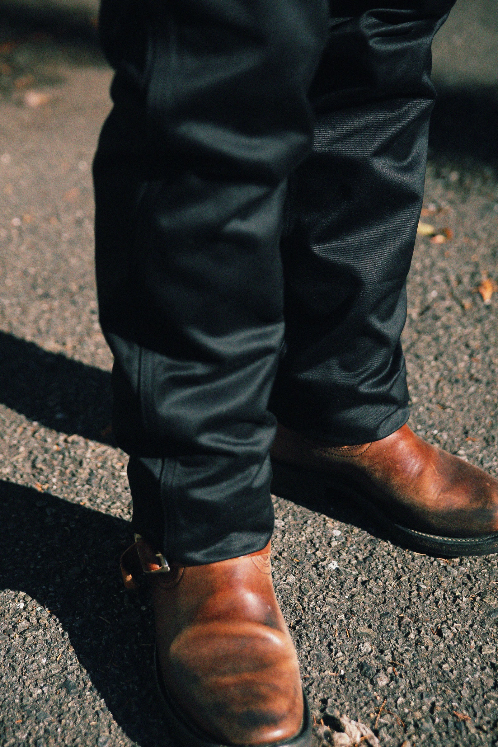 JOE McCOY CHINO TROUSERS Gallery Image 4