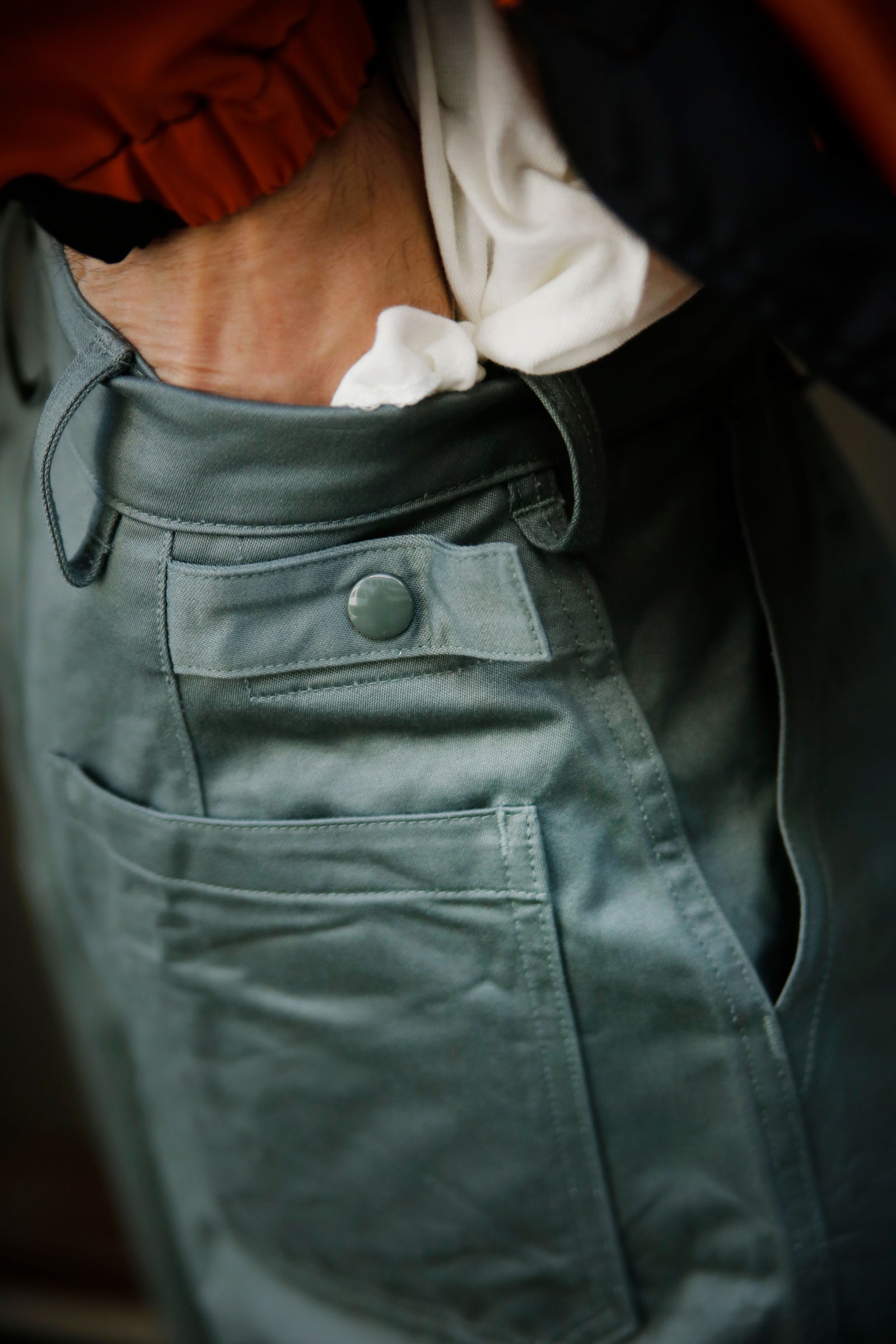 TROUSERS, UTILITY, COTTON / USAF SAGE GREEN Gallery Image 1