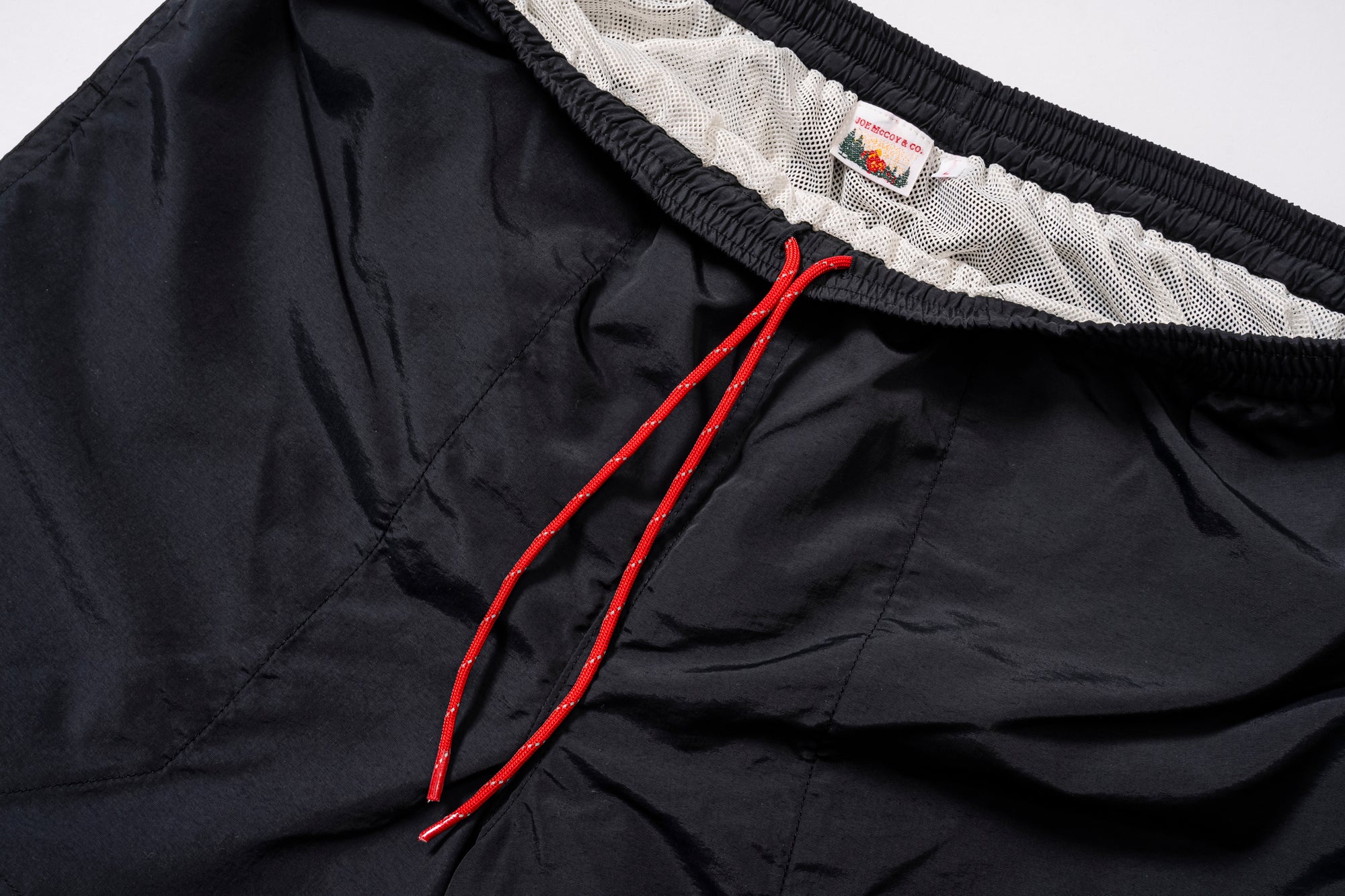 NYLON-MESH HIKING SHORTS