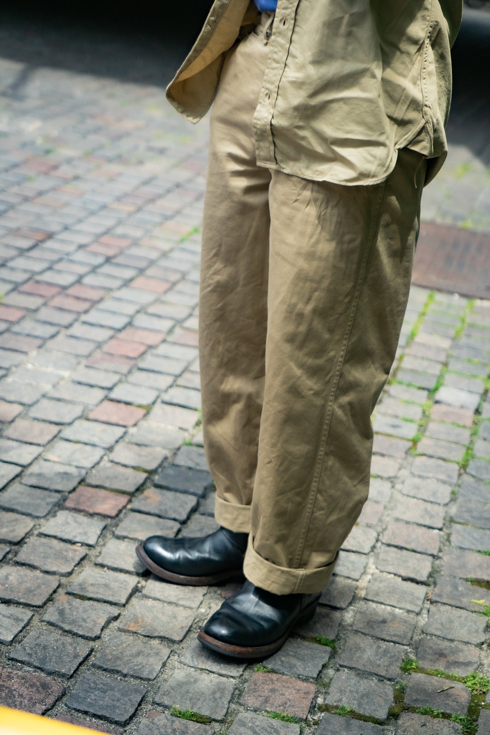 TROUSERS, COTTON, KHAKI, 1941 Gallery Image 4