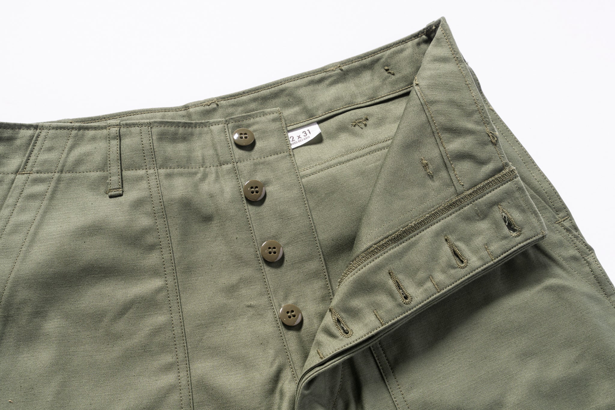 UTILITY SHORTS / COTTON SATEEN