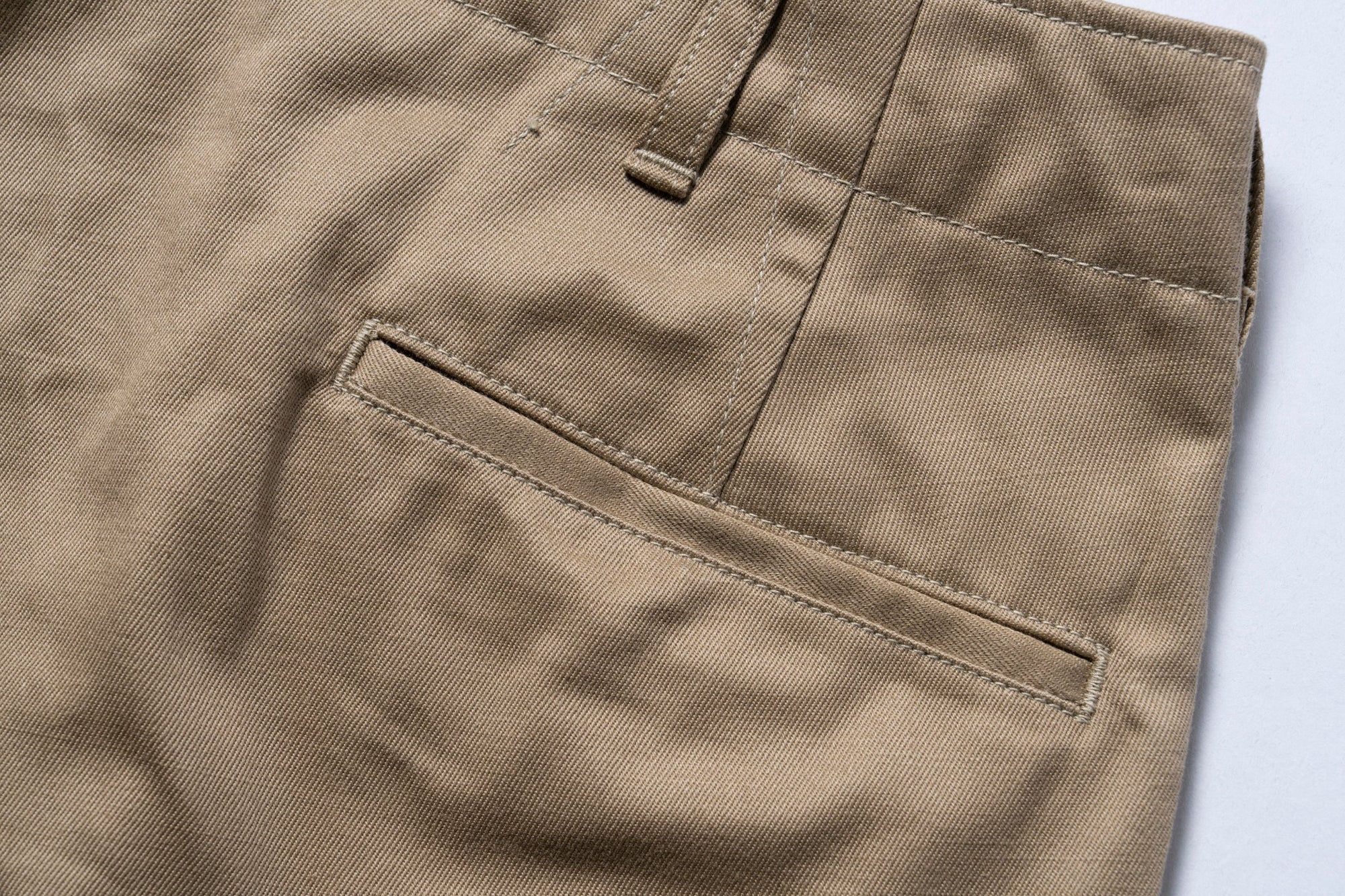 MILITARY SHORTS / KHAKI CHINO
