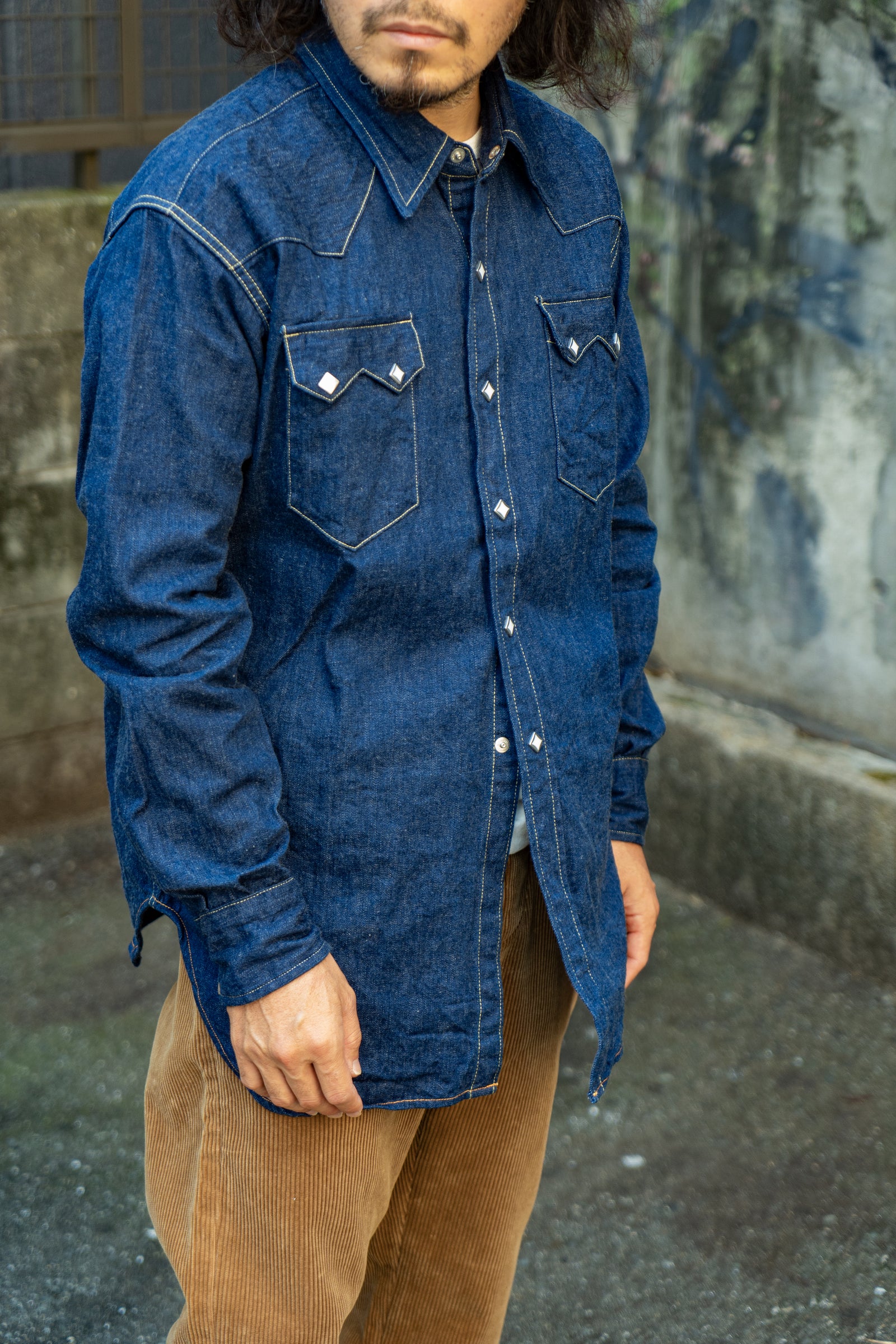 DENIM WESTERN SHIRT / SAWTOOTH Gallery Image 3