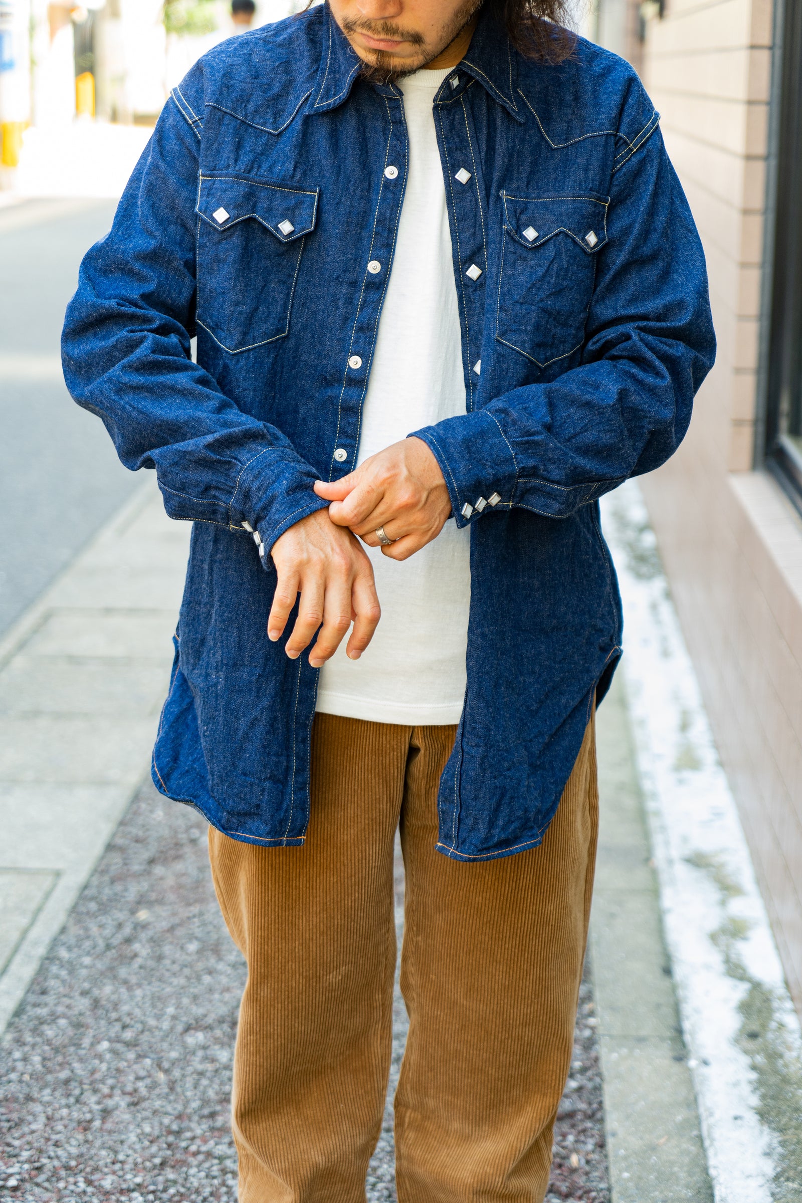 DENIM WESTERN SHIRT / SAWTOOTH Gallery Image 6