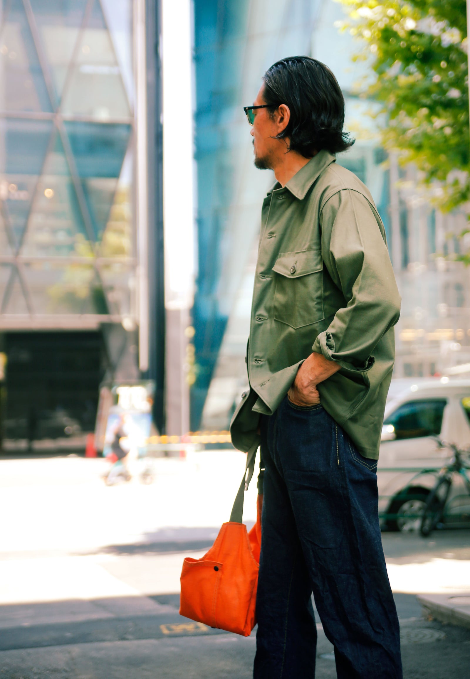 SHIRT, MAN'S, COTTON SATEEN, OG-107 Gallery Image 1