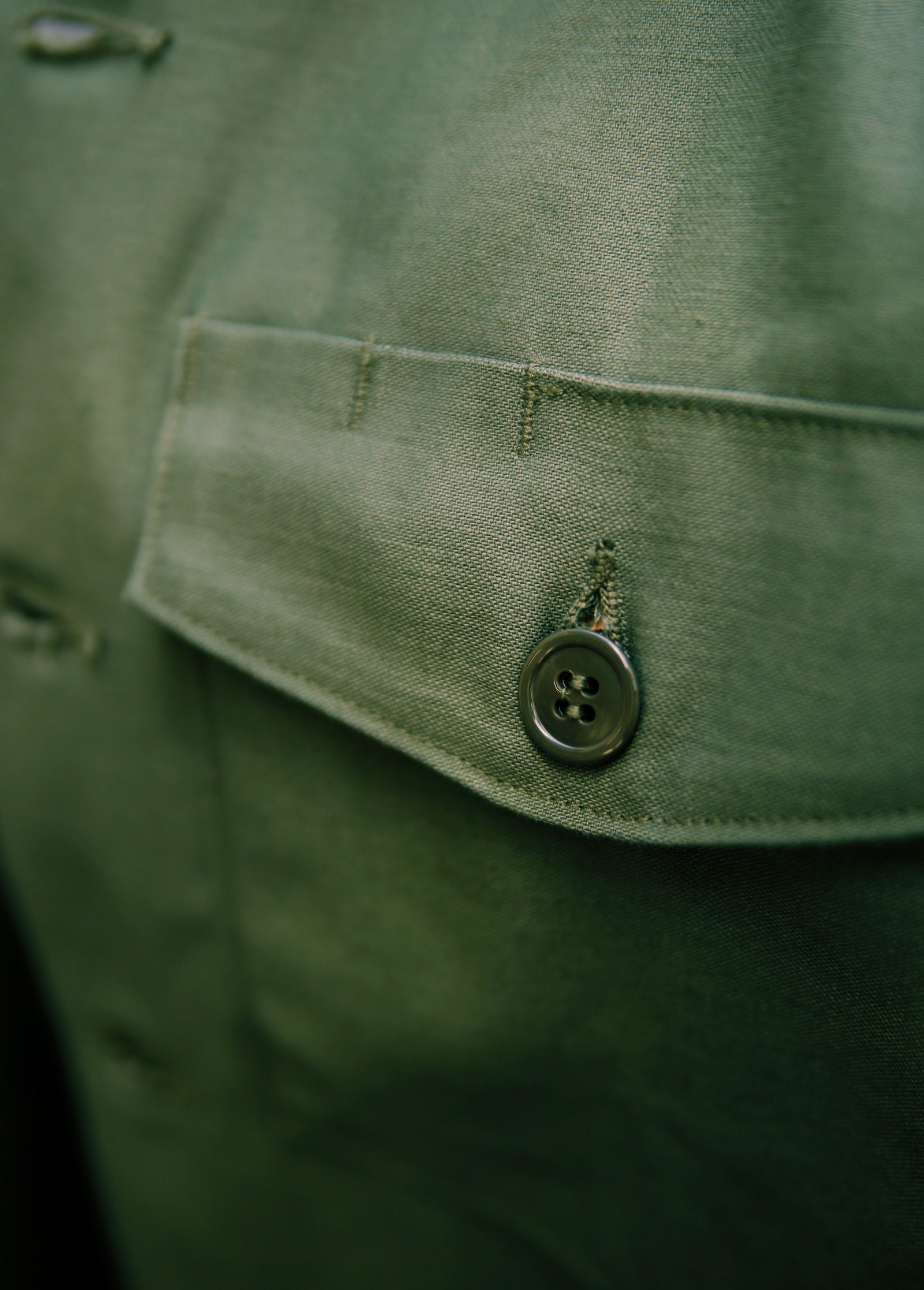 SHIRT, MAN'S, COTTON SATEEN, OG-107 Gallery Image