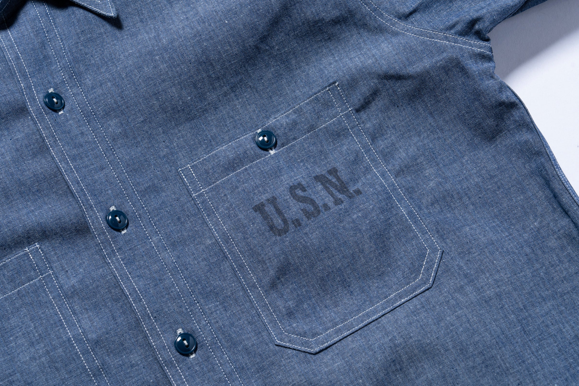 U.S. NAVY CHAMBRAY SHIRT S/S (MODIFY) / USN – The Real McCoy's