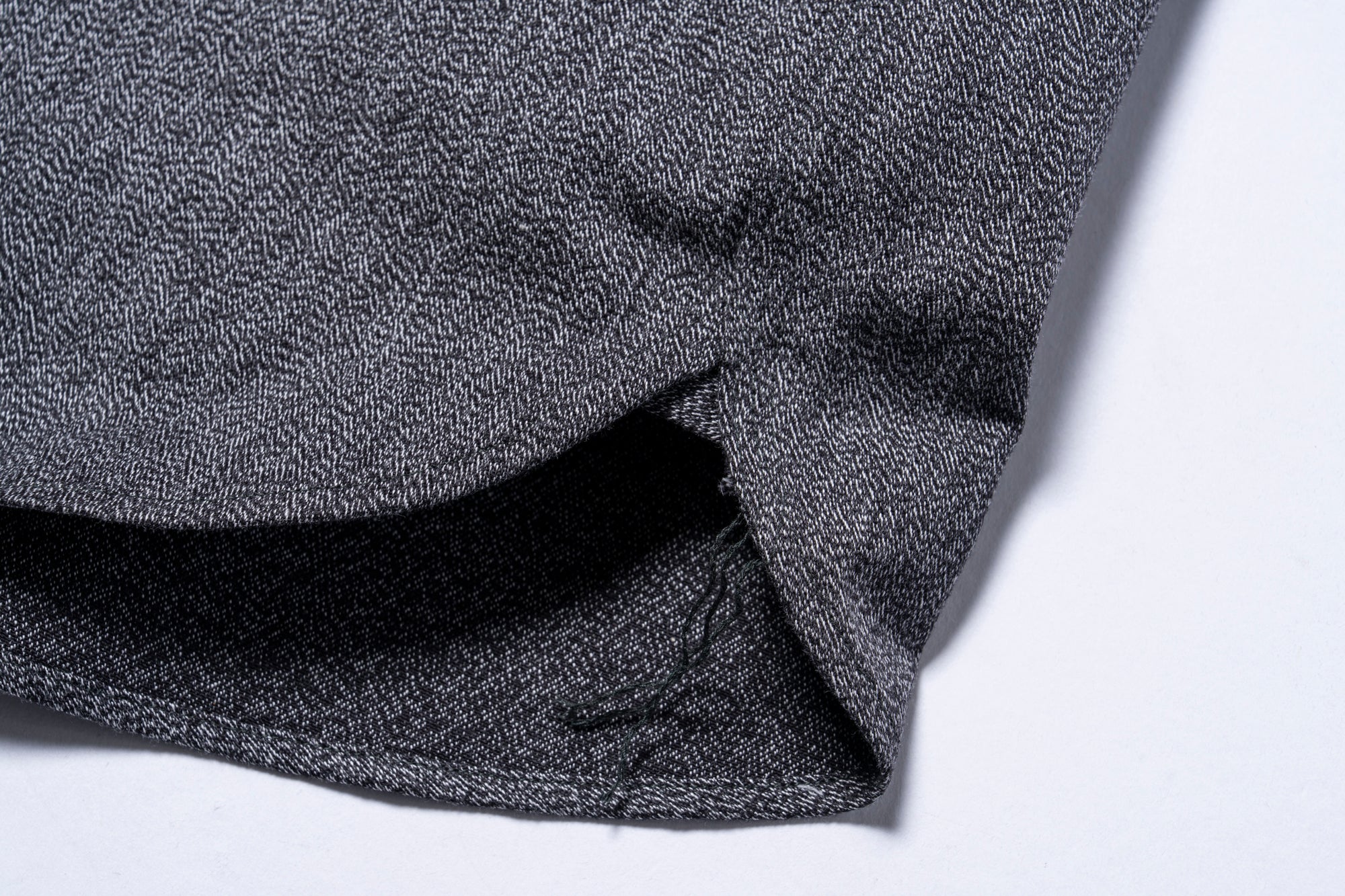 8HU CIGARETTE POCKET MOCK-TWIST CHAMBRAY WORK SHIRT