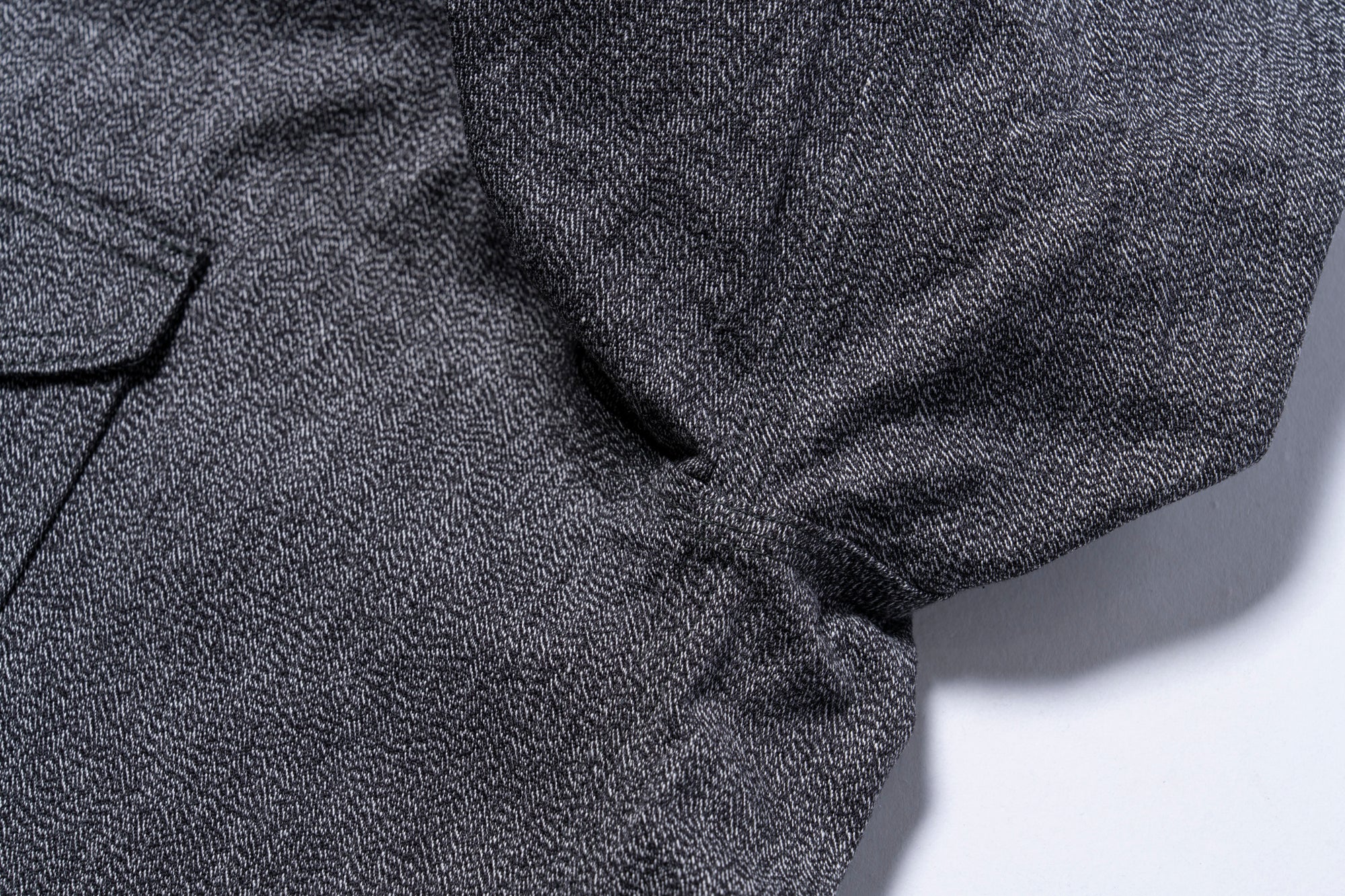 8HU CIGARETTE POCKET MOCK-TWIST CHAMBRAY WORK SHIRT