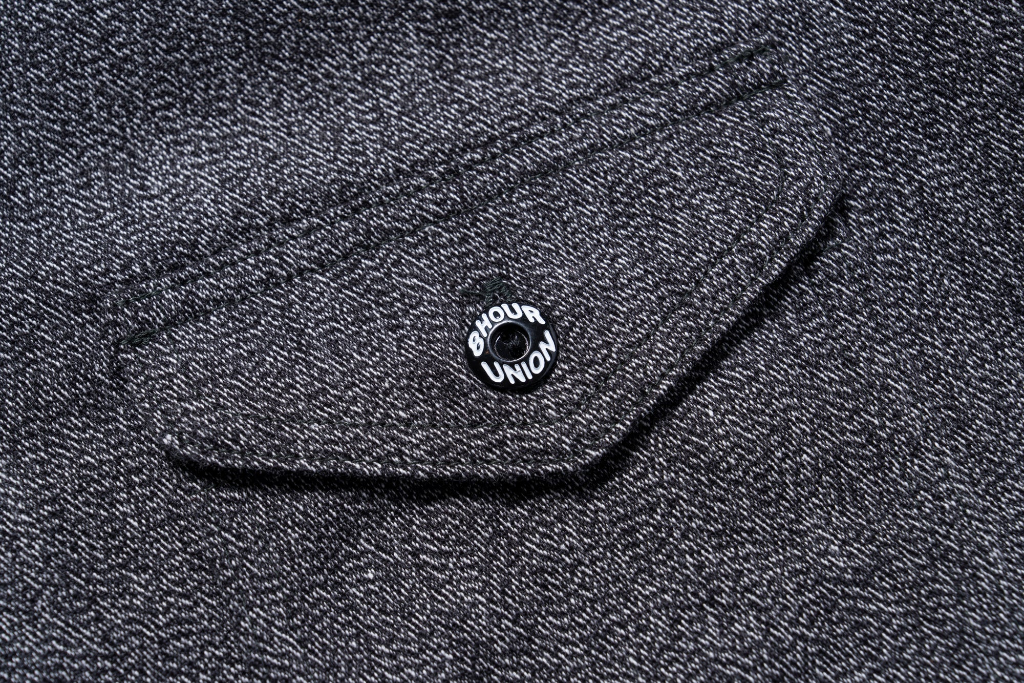 8HU CIGARETTE POCKET MOCK-TWIST CHAMBRAY WORK SHIRT