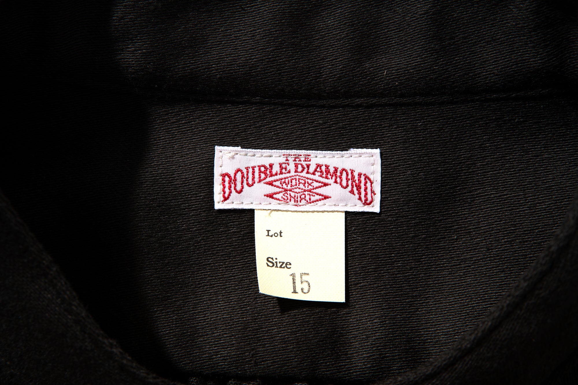 DOUBLE DIAMOND BAND COLLAR SATEEN SHIRT