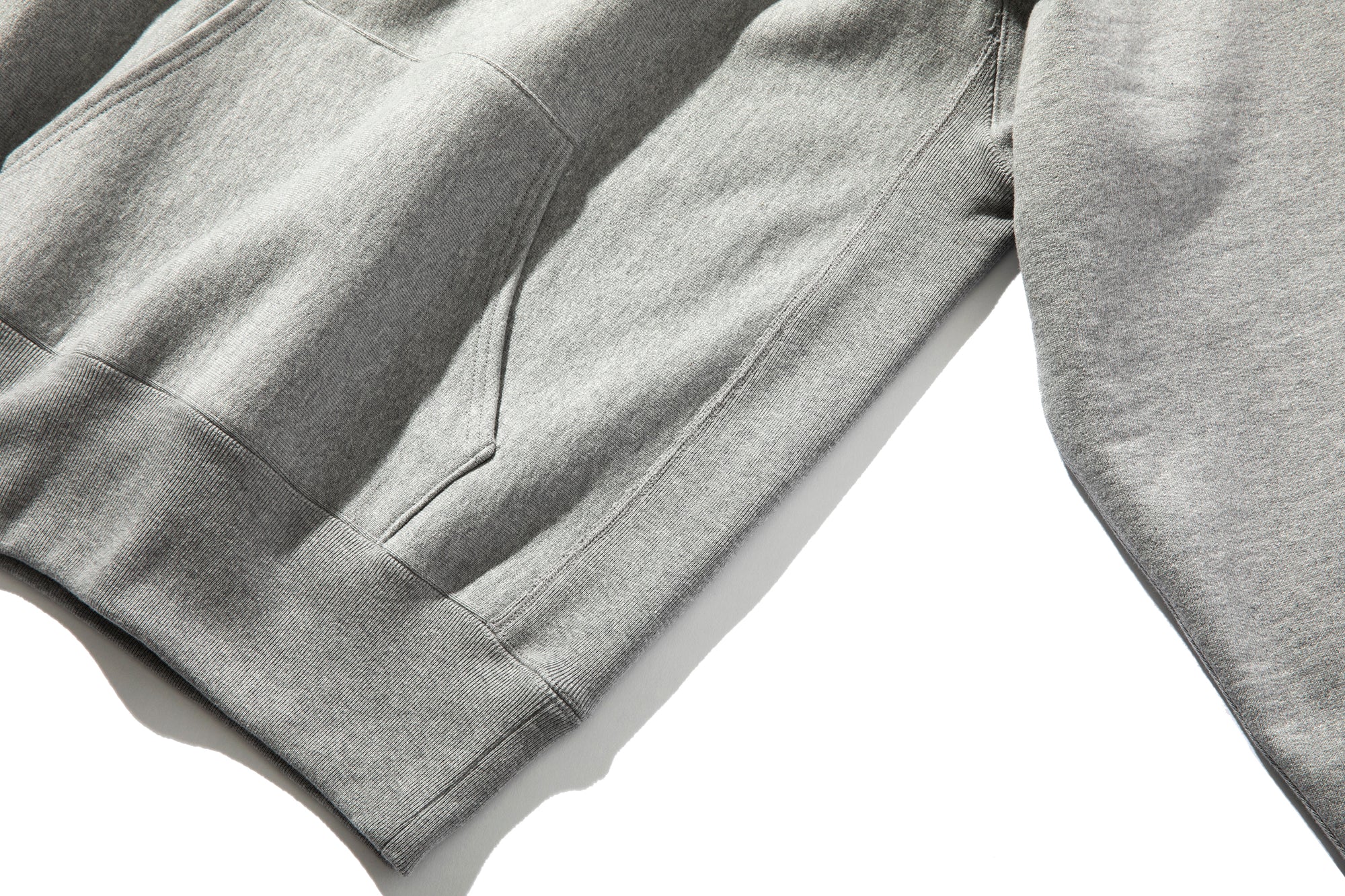 HEAVYWEIGHT HOODED SWEATSHIRT