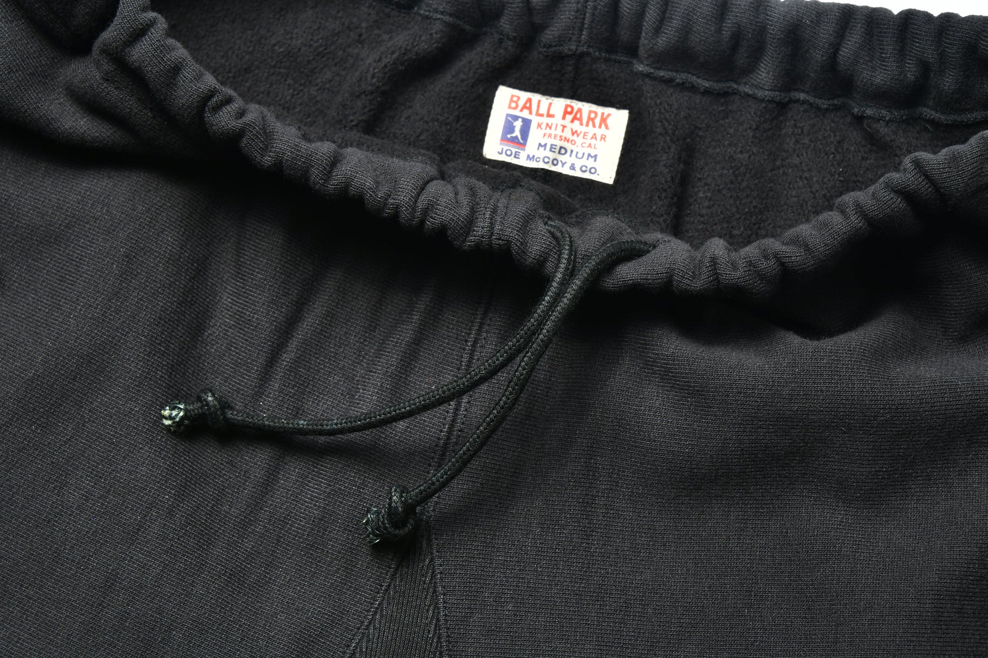 HEAVYWEIGHT SWEATPANTS