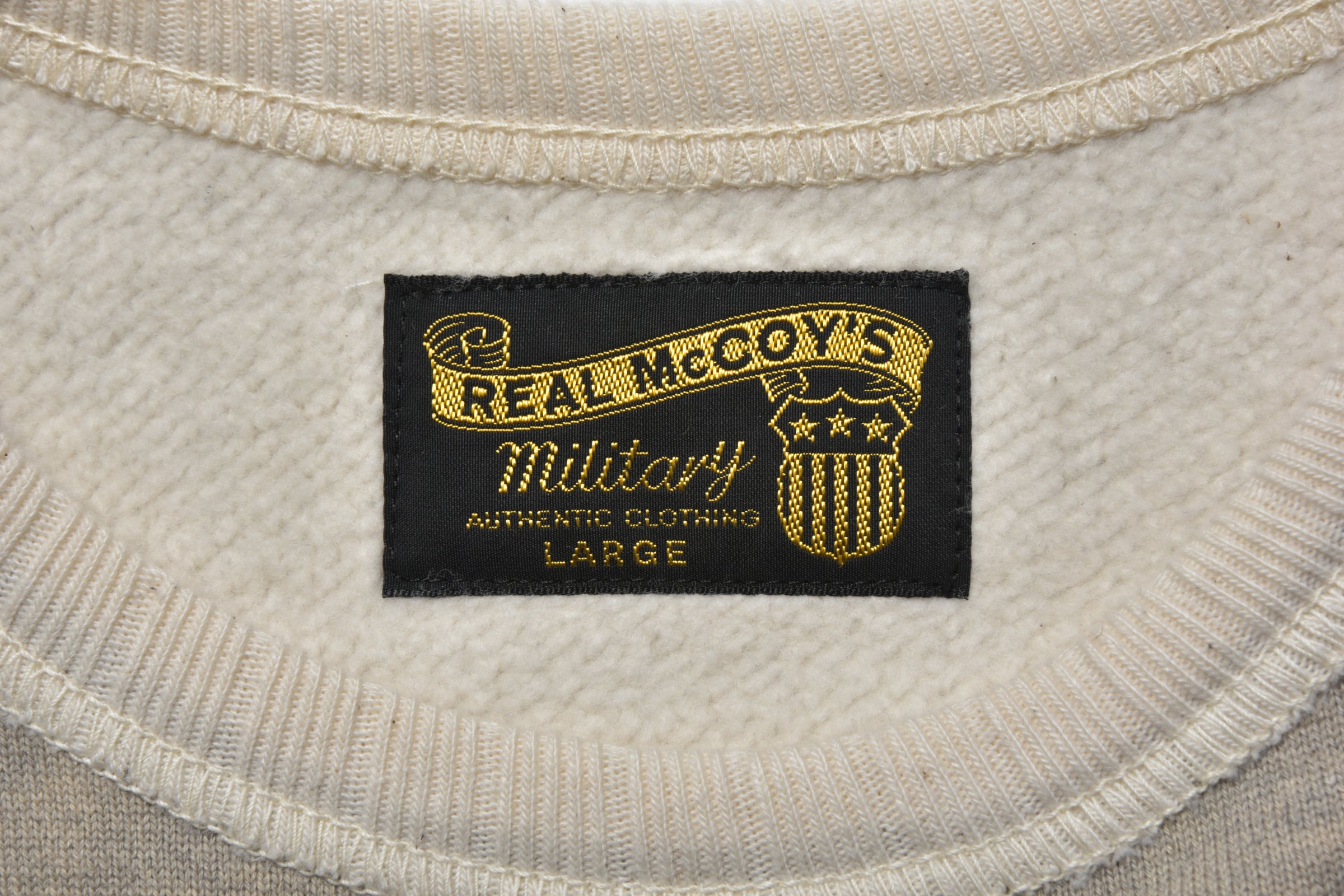 MILITARY POCKET SWEATSHIRT – The Real McCoy's