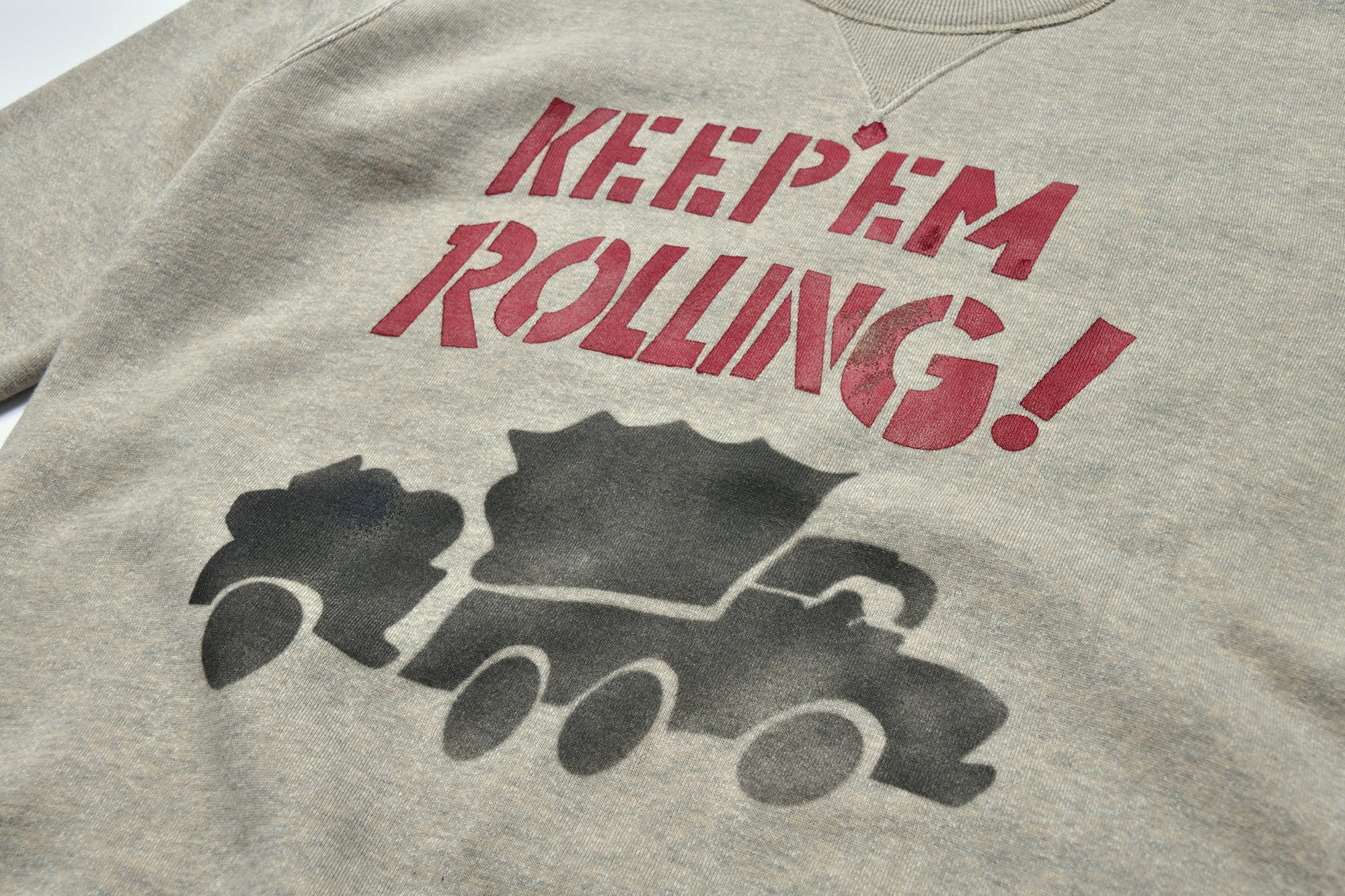 MILITARY PRINT SWEATSHIRT / RED BALL HIGHWAY