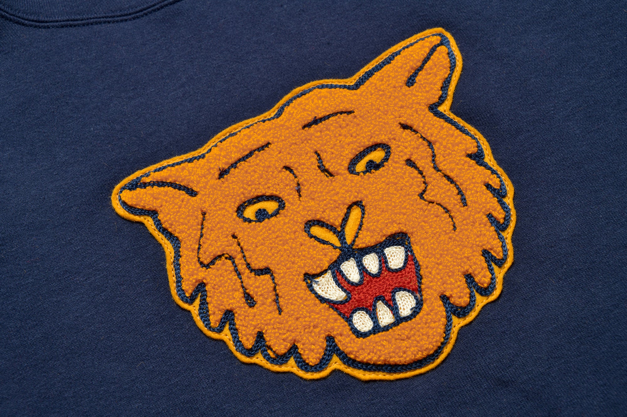 HOODED SWEATSHIRT / DUNBAR CHENILLE