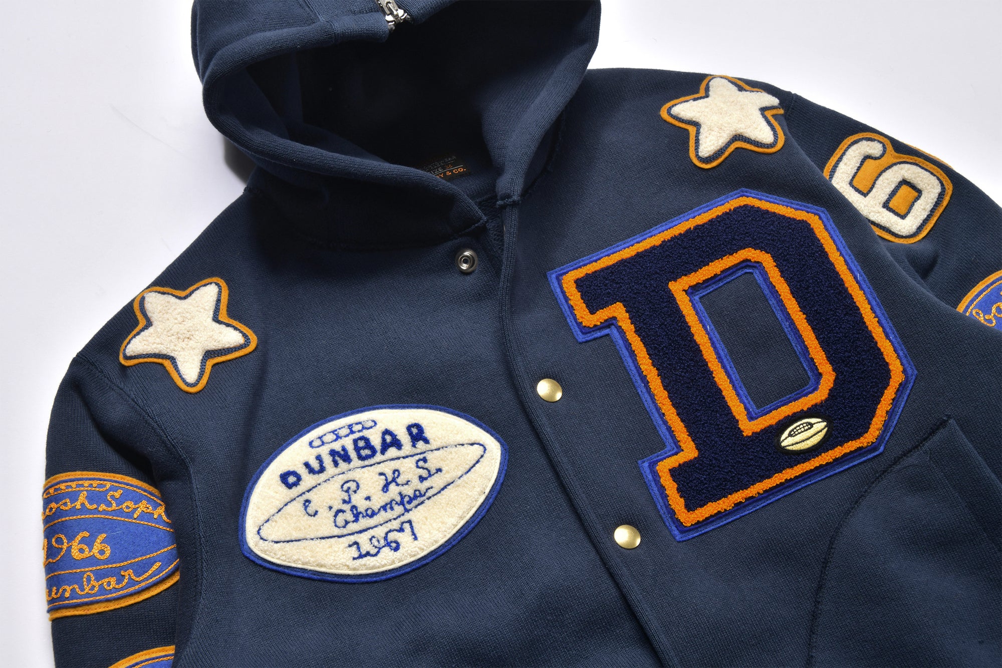SNAP BUTTON HOODED SWEATSHIRT / DUNBAR